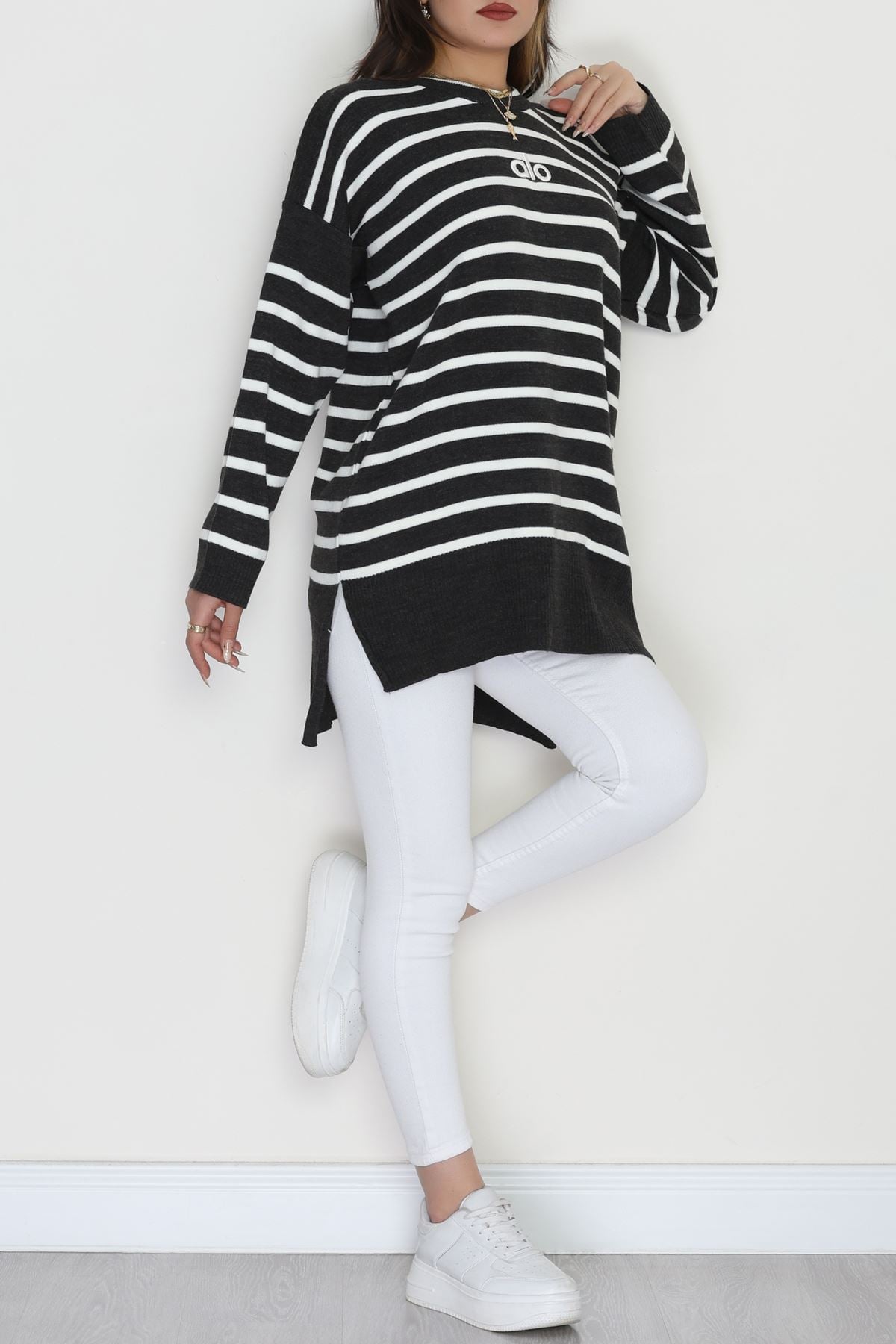 Çizgili Nakışlı Triko Tunik Antrasit - 4041.1247.