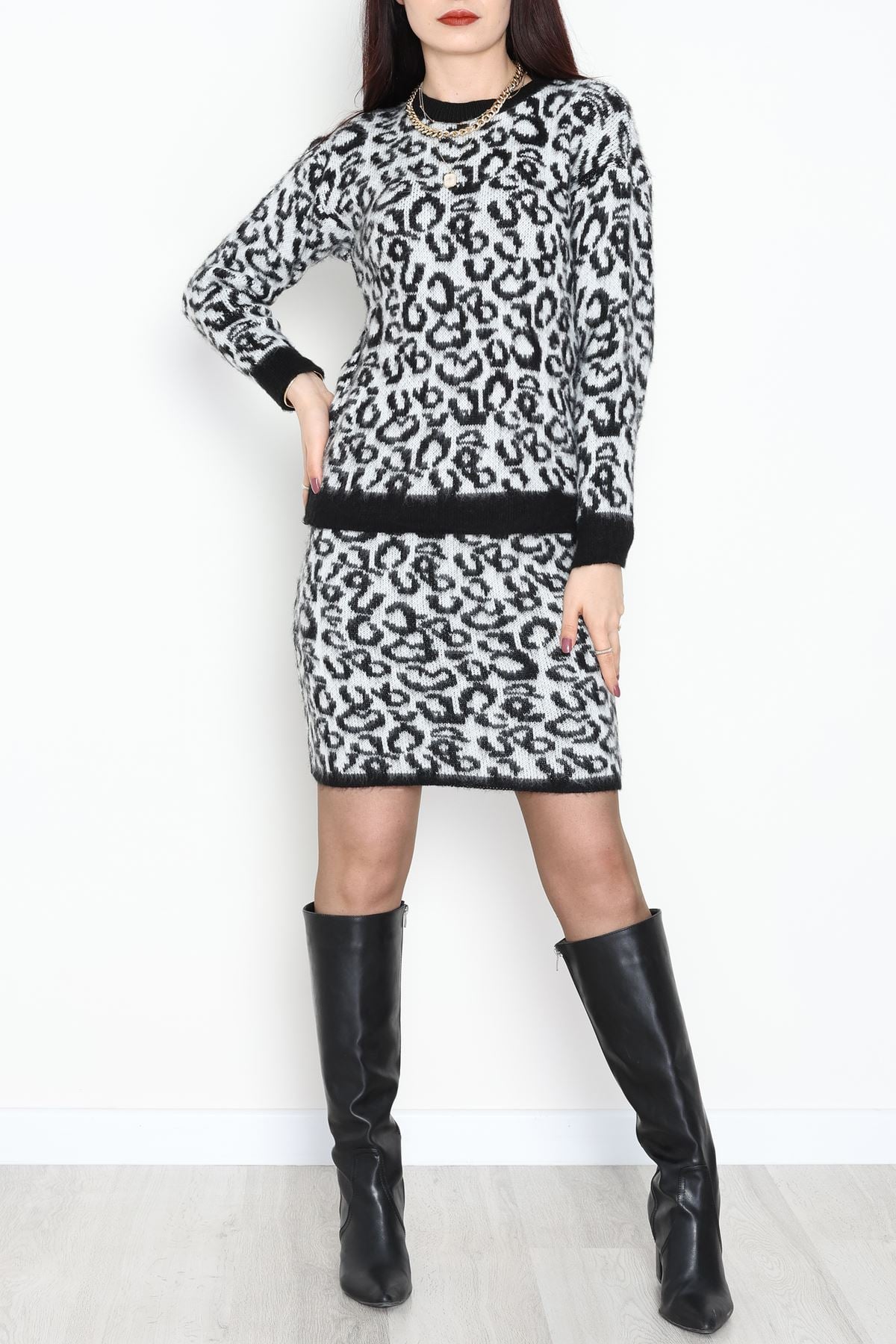 Leopar Desenli Triko Takım Siyahleo - 51107.1765.