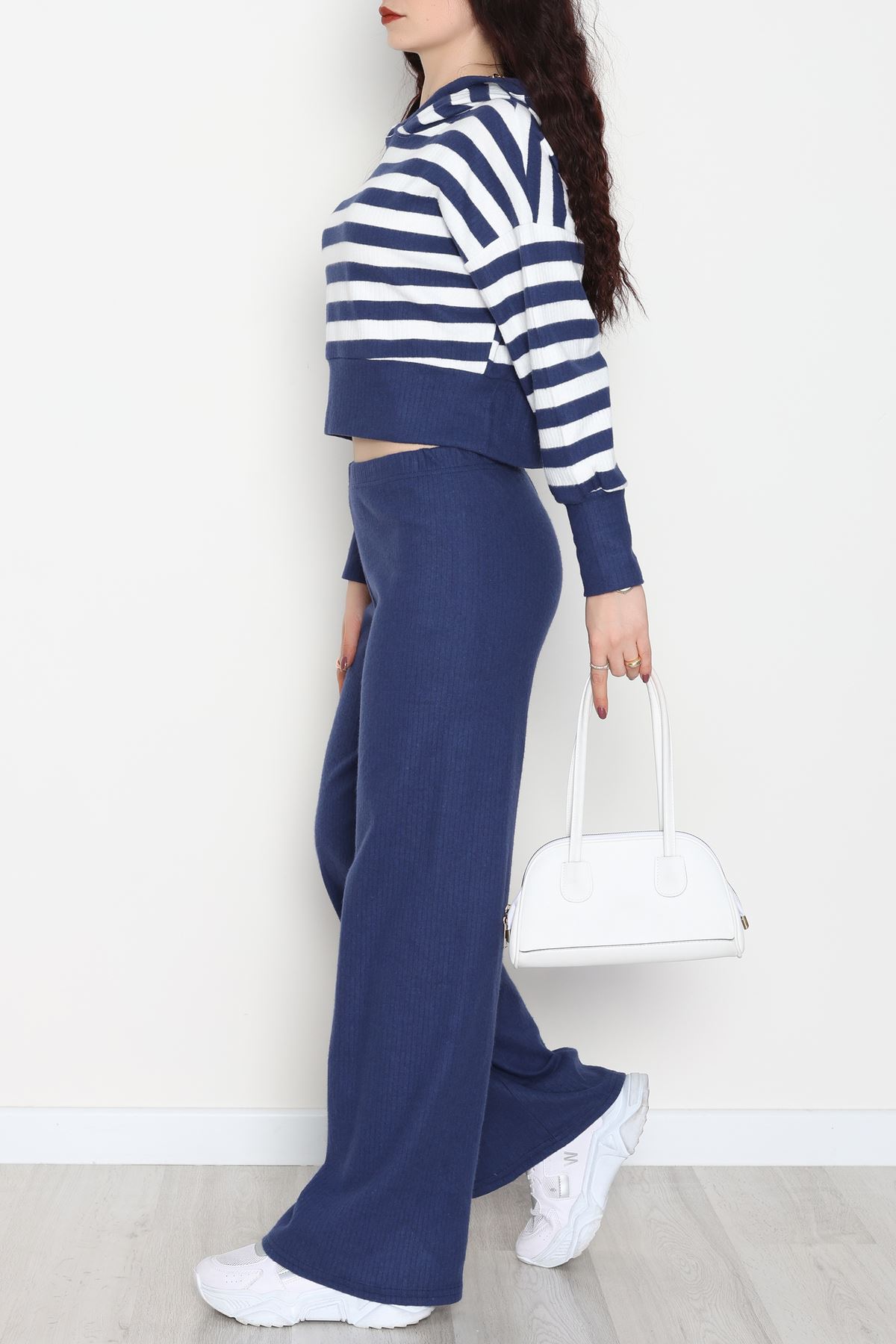 Kapşonlu Raporlu İnterlok İkili Takım Lacibeyaz - 42742.1567.