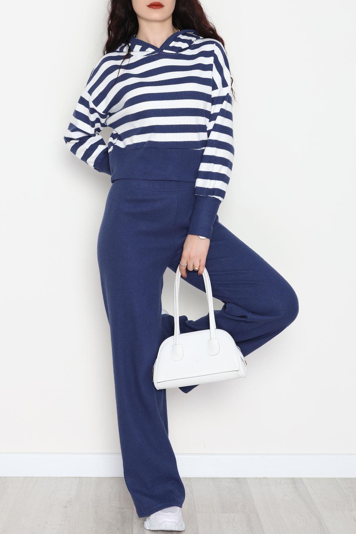 Kapşonlu Raporlu İnterlok İkili Takım Lacibeyaz - 42742.1567.