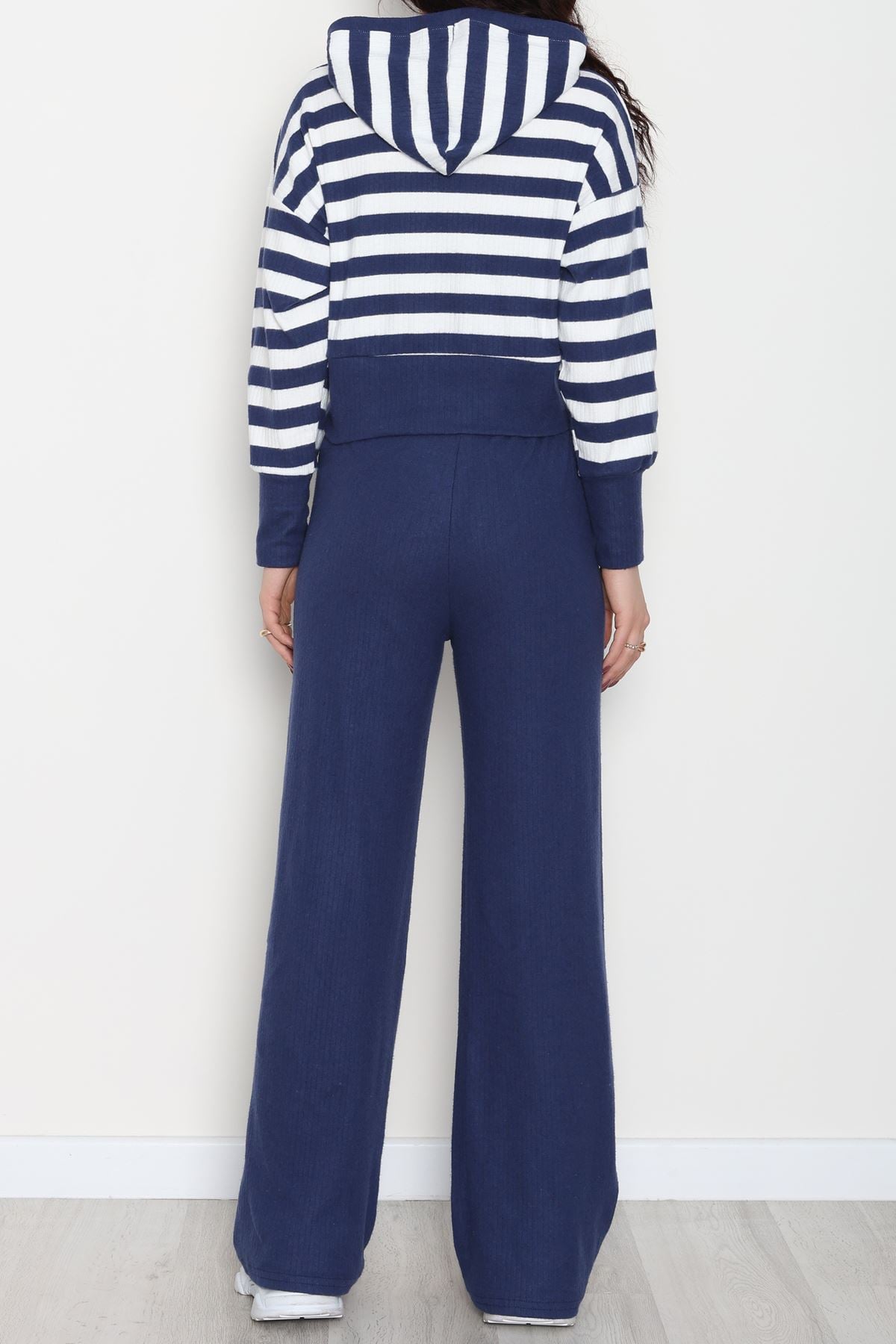 Kapşonlu Raporlu İnterlok İkili Takım Lacibeyaz - 42742.1567.