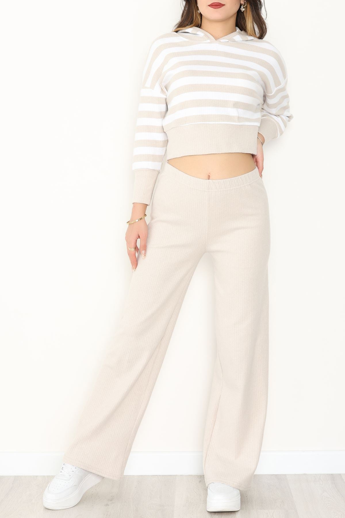 Kapşonlu Raporlu İnterlok İkili Takım Bejbeyaz - 42742.1567.