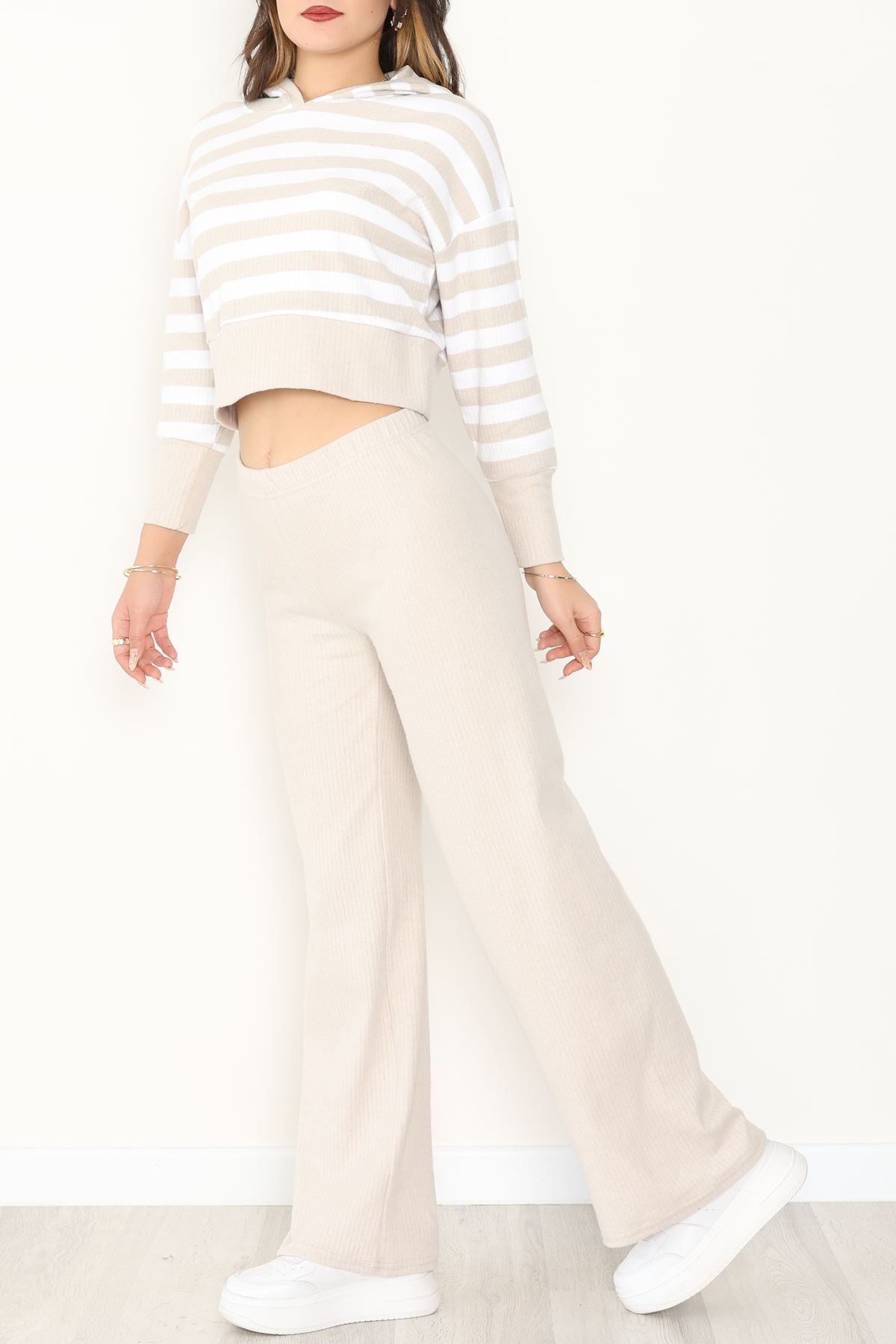 Kapşonlu Raporlu İnterlok İkili Takım Bejbeyaz - 42742.1567.