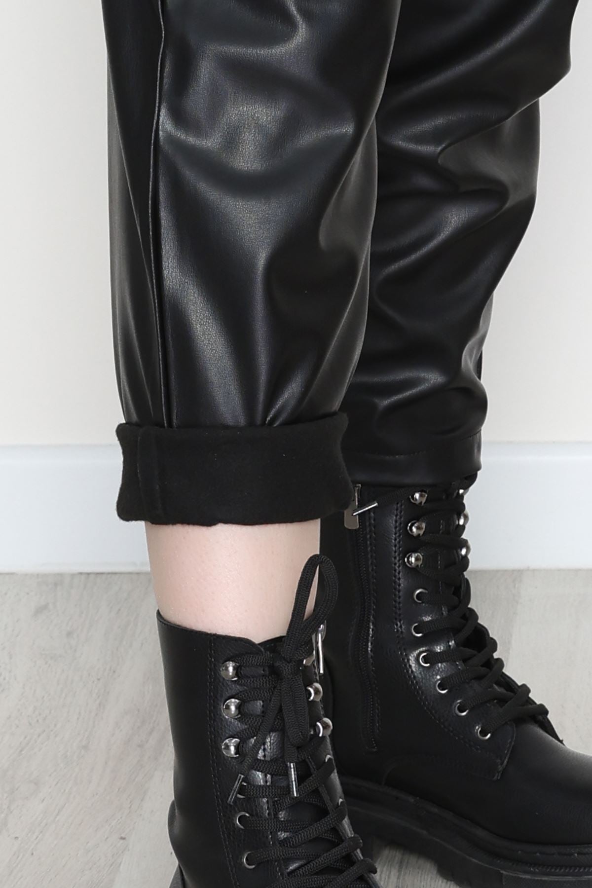 Şalvar Deri Pantolon Siyah - 51209.1779.