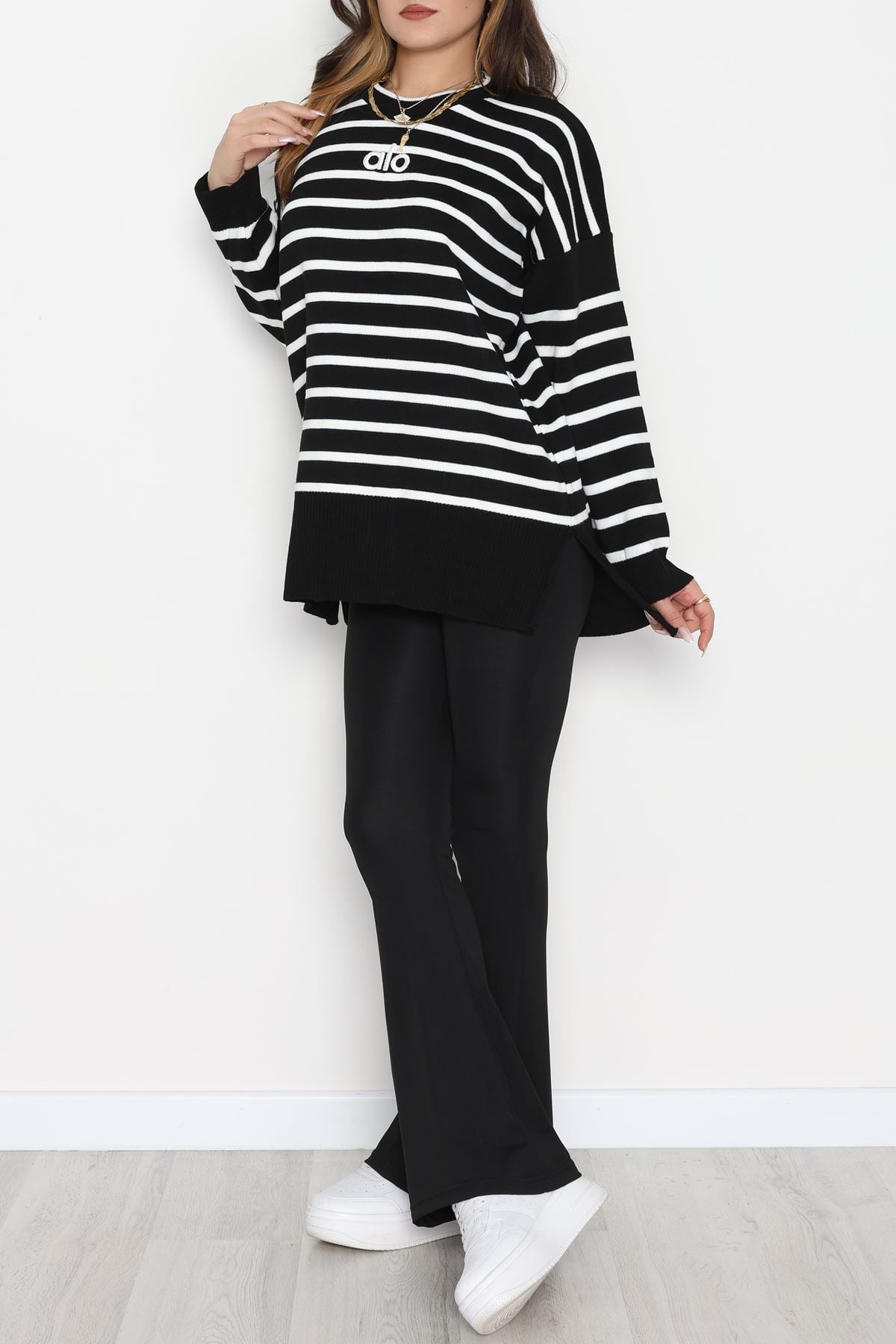 Çizgili Nakışlı Triko Tunik Siyah - 4041.1247.