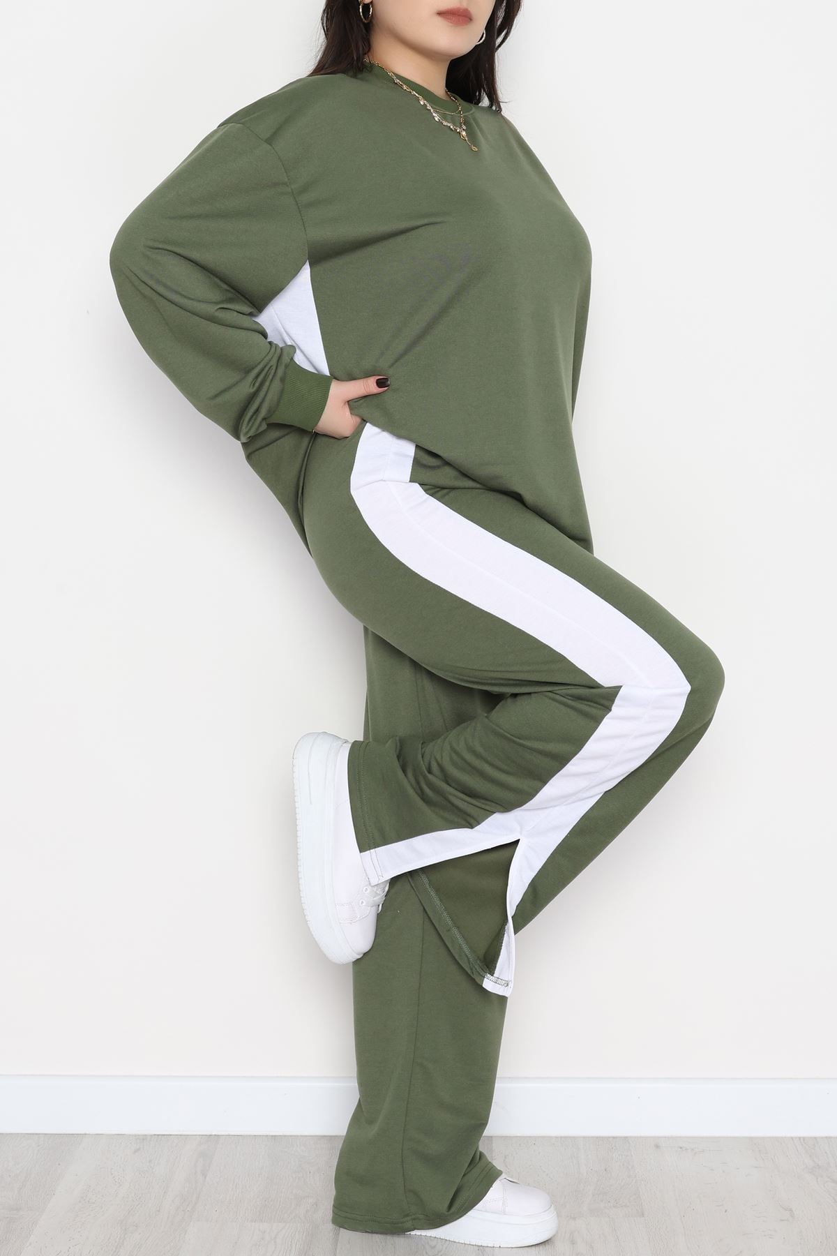 Şeritli 2 İplik Büyük Beden Eşofman Takımı Hakibeyaz - 52047.1857.