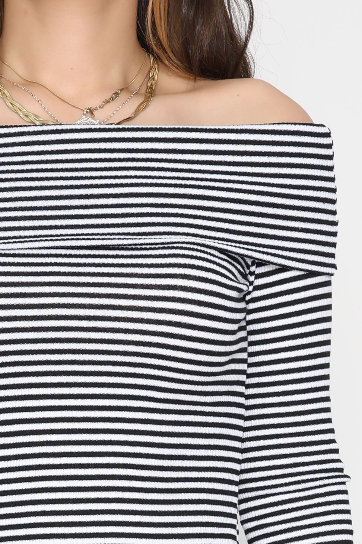 Madonna Yaka Likralı Kaşkorse Bluz Siyahbeyaz - 42765.1567.