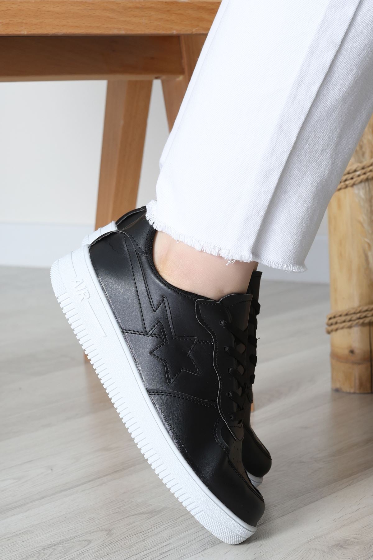 Günlük Ayakkabı Siyahbeyaz1 - 12149.264.