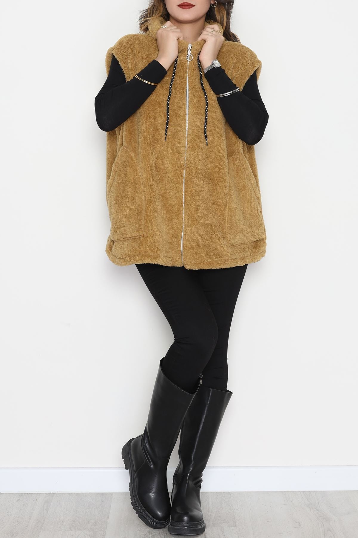 Fermuarlı Kapşonlu Peluş Yelek Camel - 51059.701.