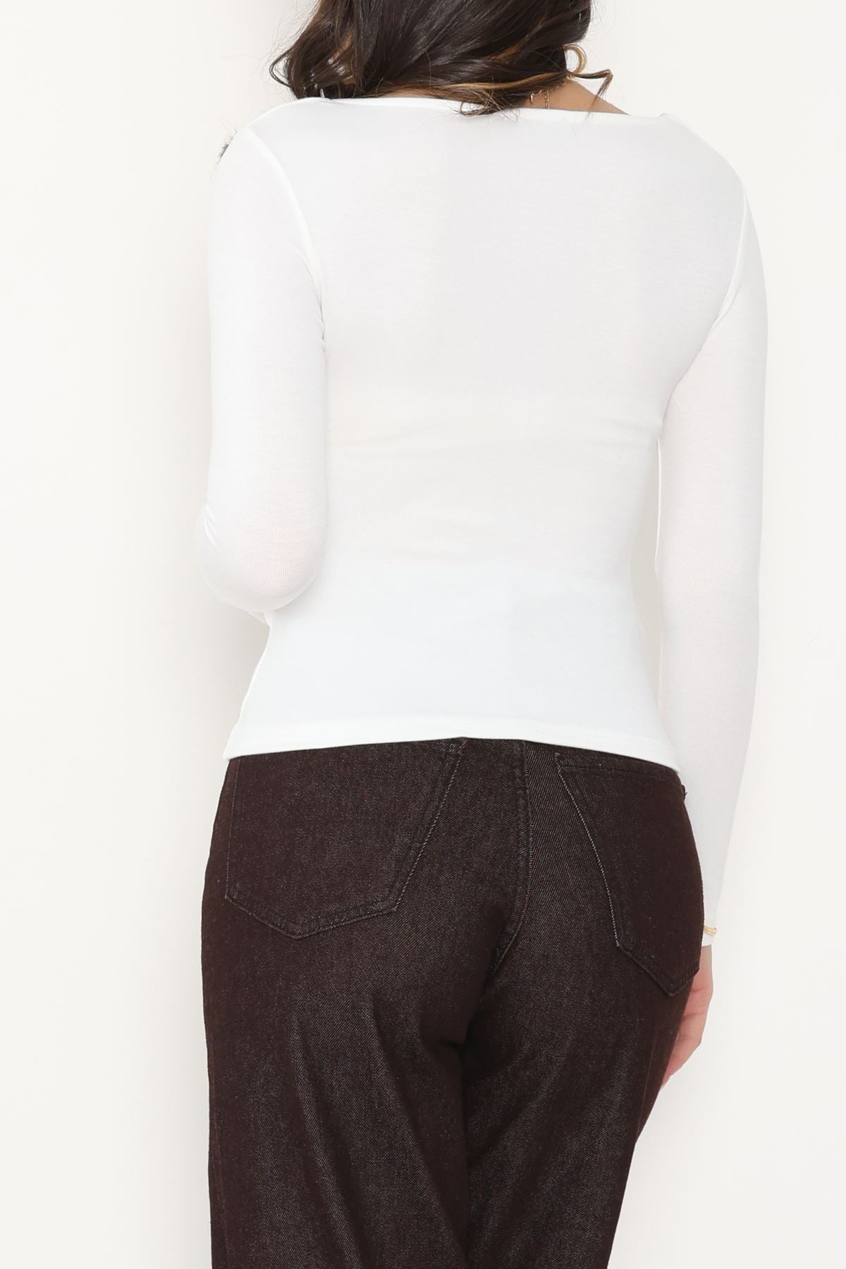 Buzzy Kumaş V Yaka Tokalı Bluz Ekru - 1074.2119.