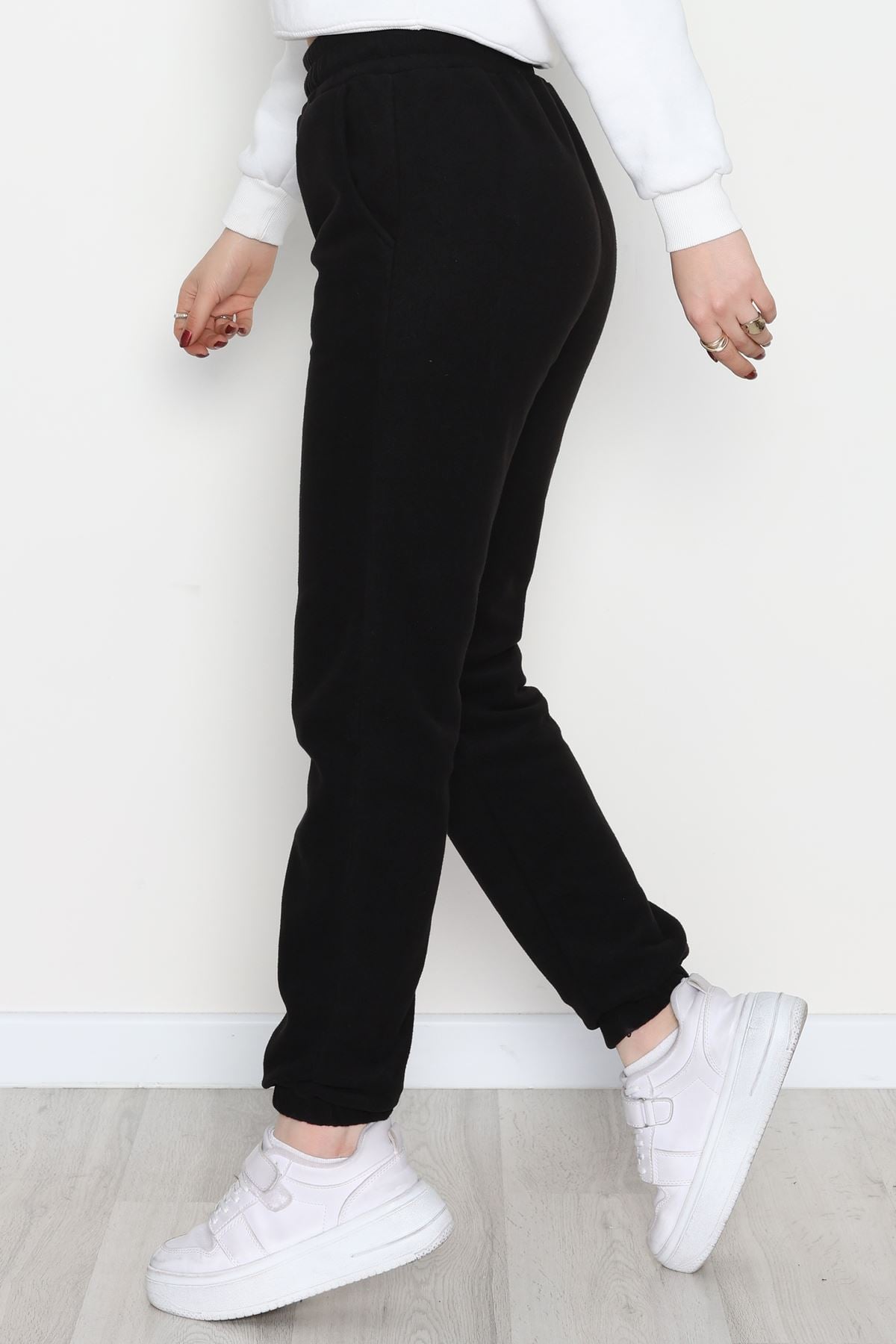 Paça Lastikli Polar Eşofman Altı Siyah - 51001.053.