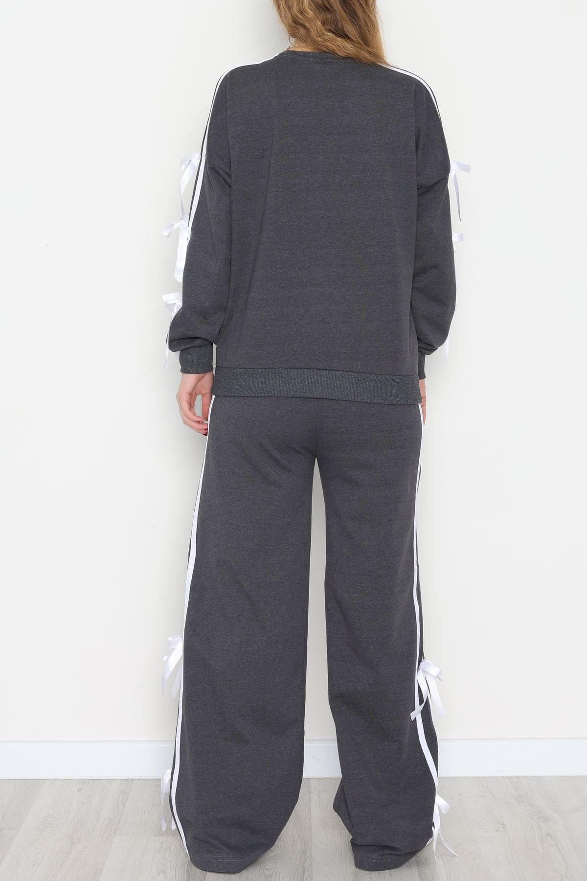 Özel Tasarım İki İplik Kurdele Detay Eşofman Takım Füme - 70164.1857.