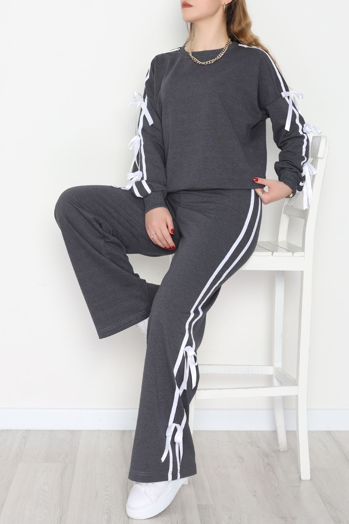 Özel Tasarım İki İplik Kurdele Detay Eşofman Takım Füme - 70164.1857.