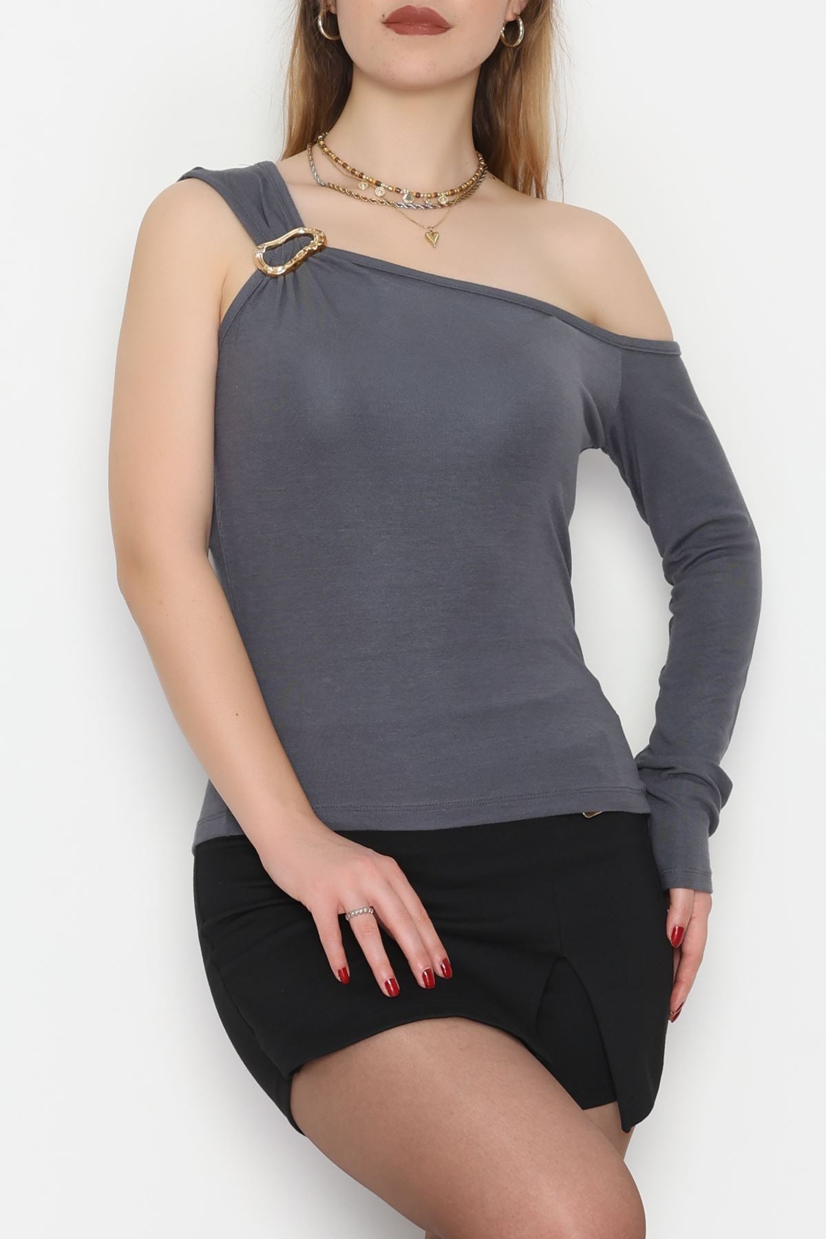 Buzzy Kumaş Tek Omuz Toka Detaylı Bluz Antrasit - 1010.2119.