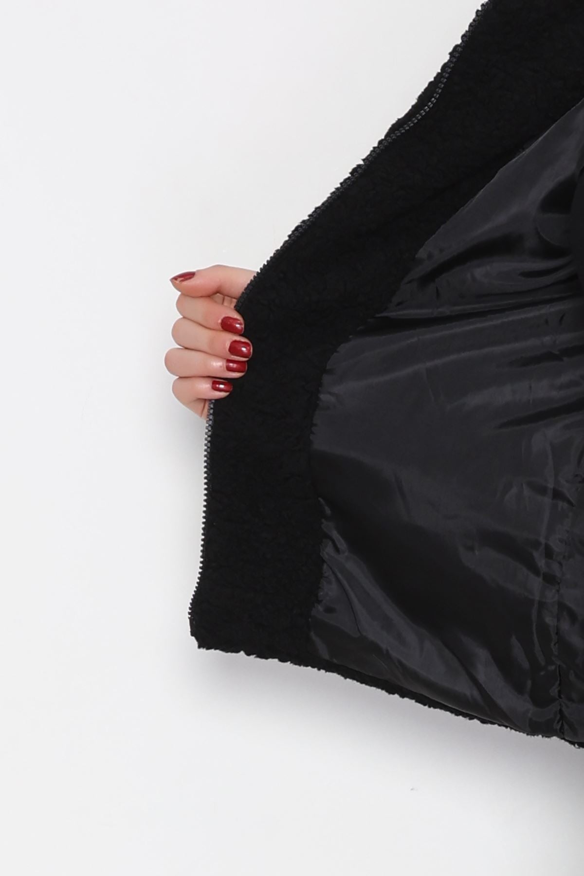 Peluş Astarlı Mont Siyah - 42696.1247.