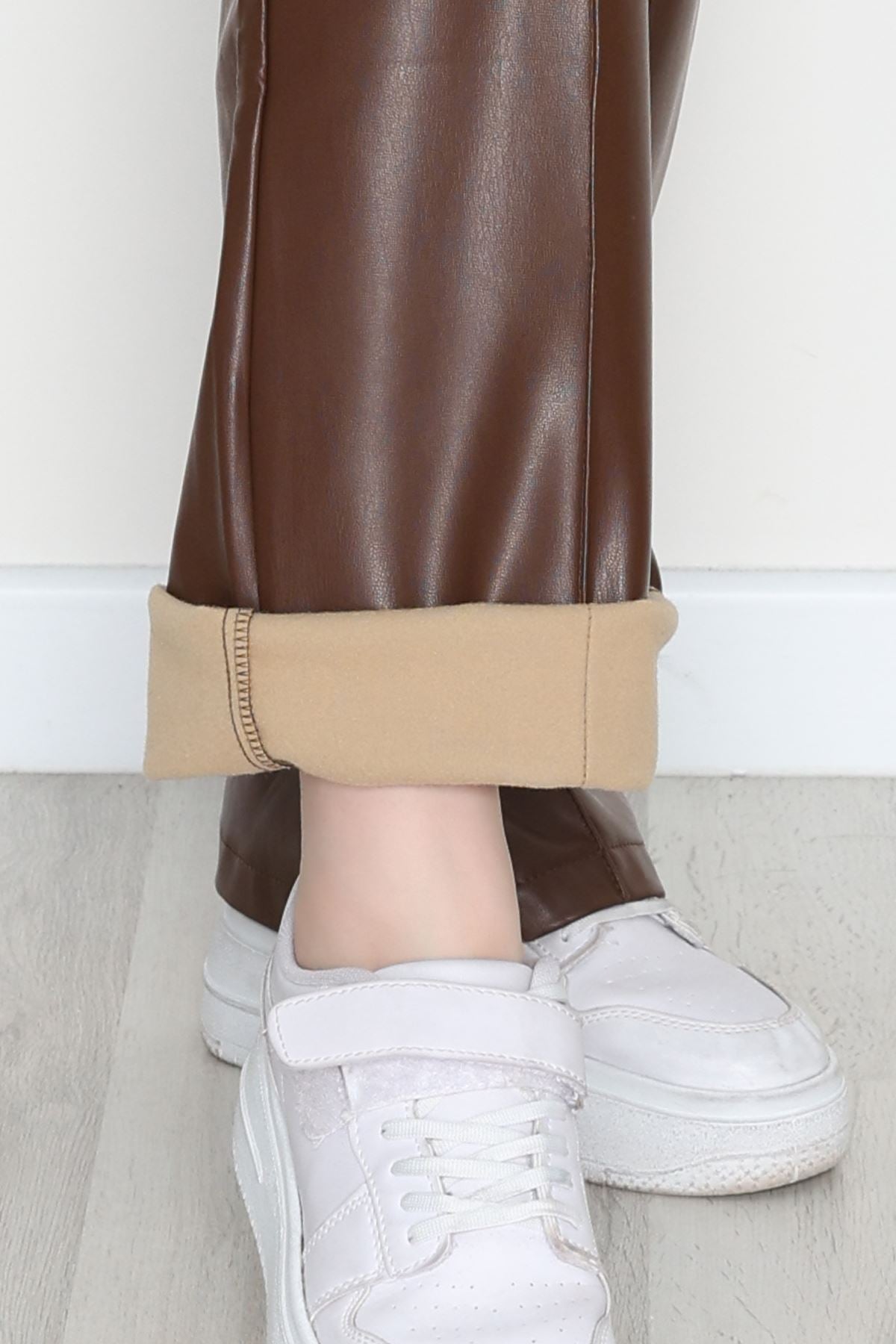 Pu Deri Çımalı Pantolon Kahve - 51099.1779.