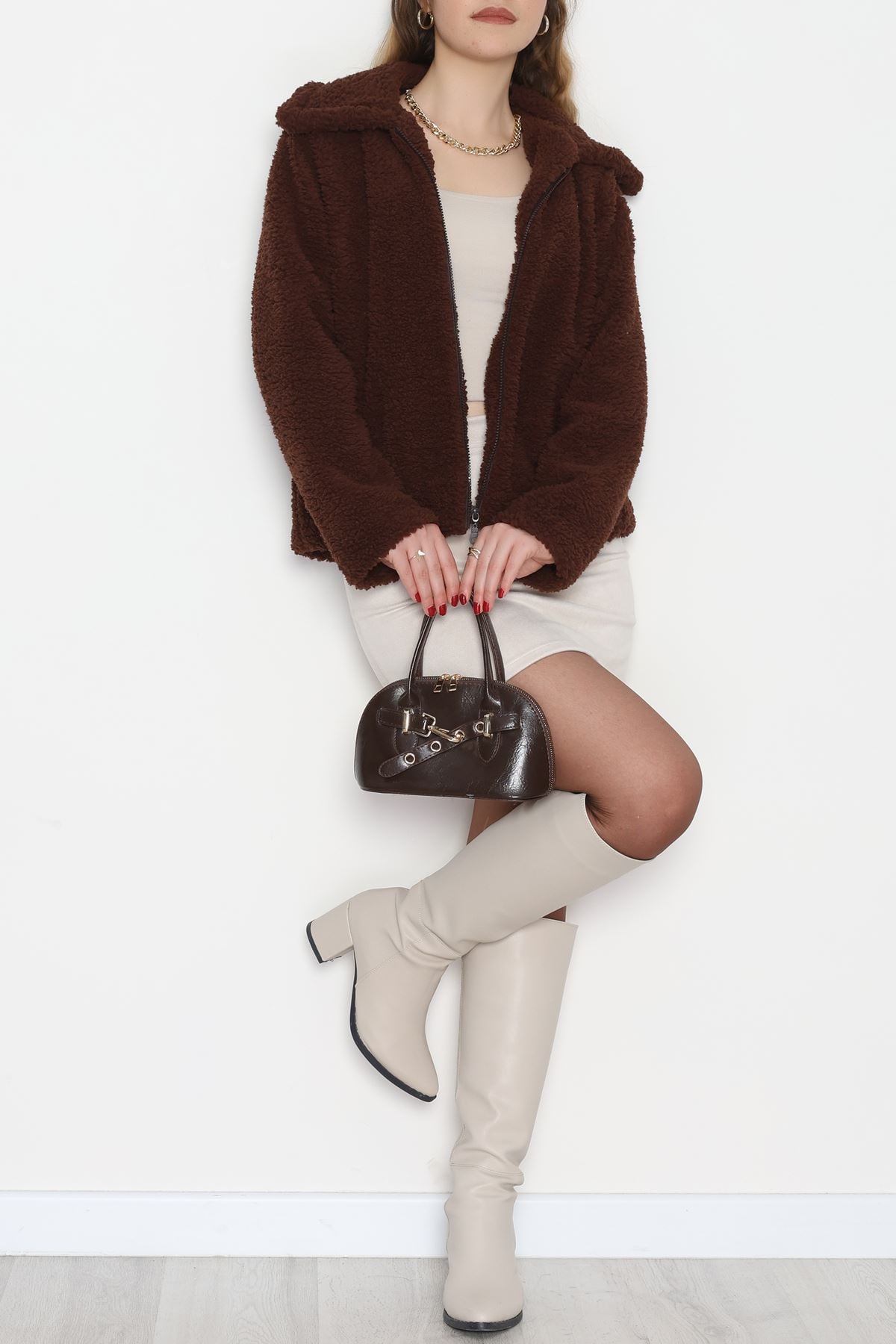 Peluş Astarlı Mont Kahverengi - 42696.1247.