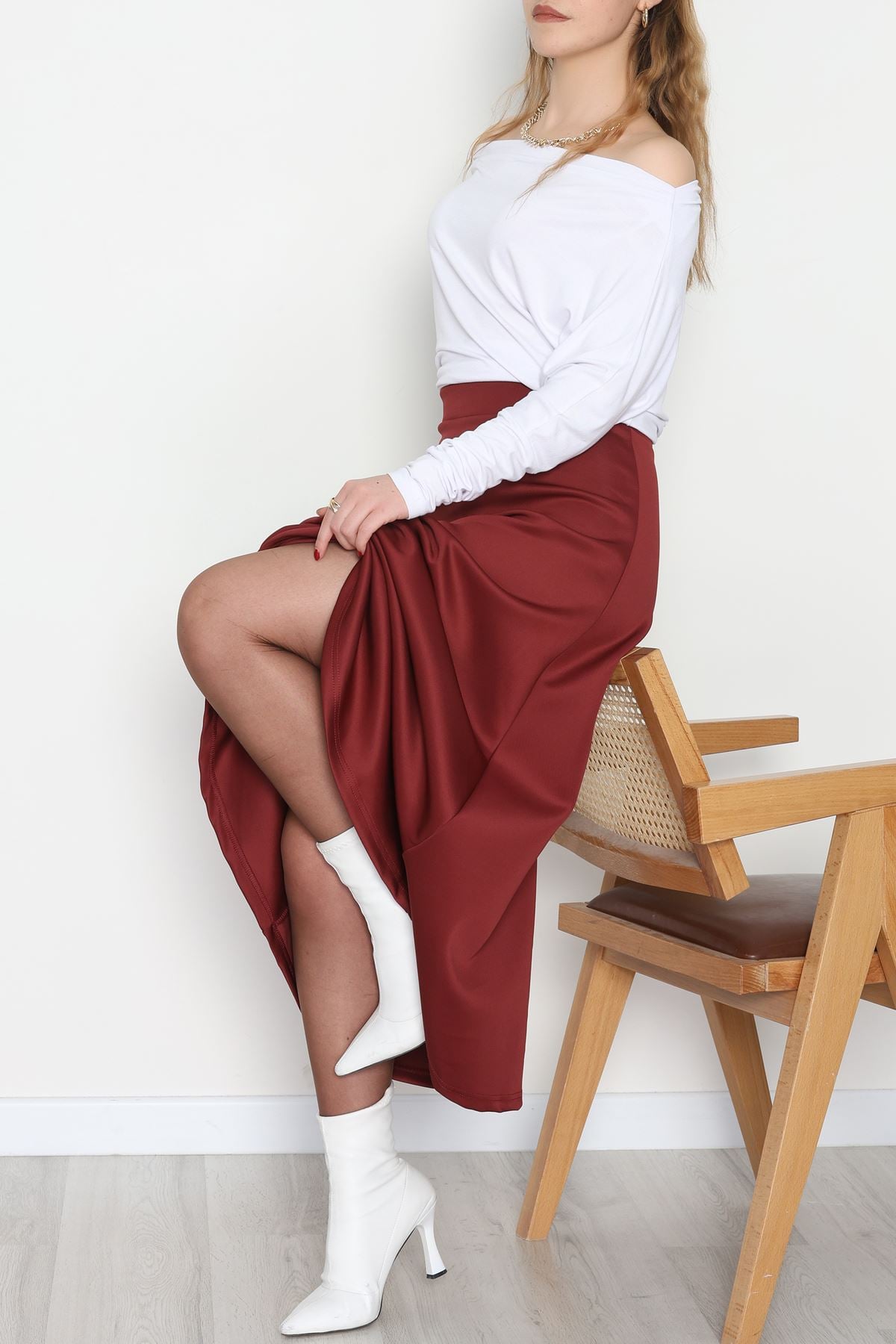 Puf Scuba Kumaş Uzun Etek Bordo - 51104.1355.