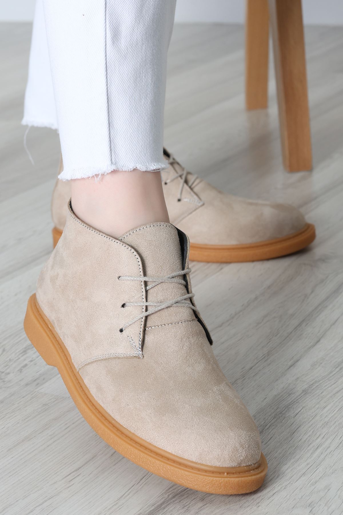Kadın Bot Süetkrem - 31434.1846.