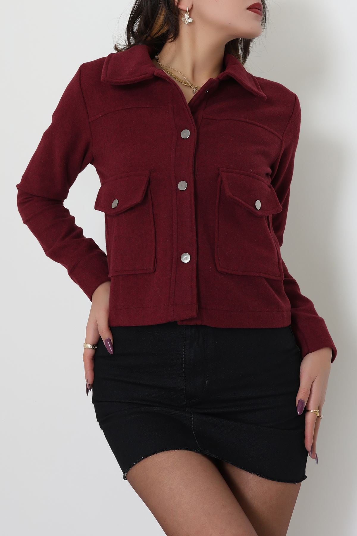 Klasik Yaka Çıtçıt Düğmeli Cep Detaylı Kaşe Crop Ceket Bordo - 70992.1775.
