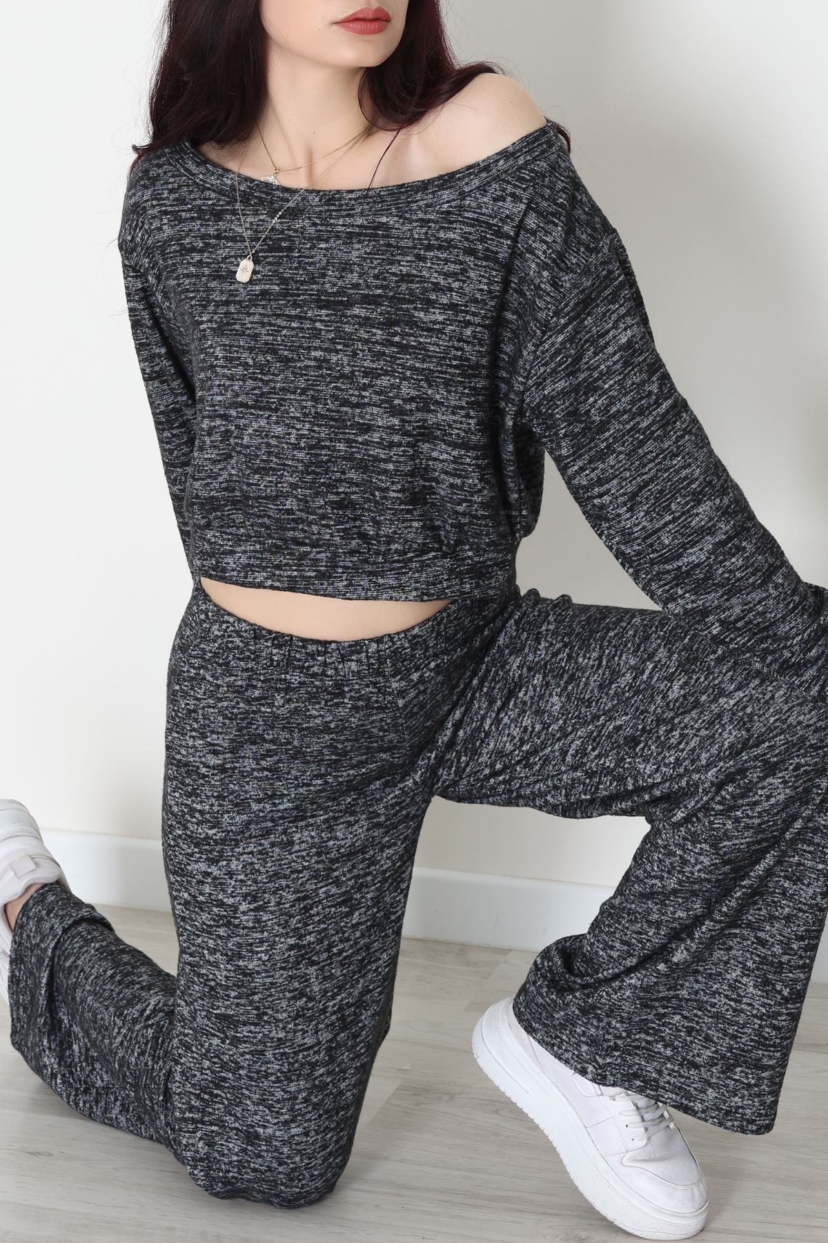 Kayık Yaka Yumoş Kumaş İkili Takım Siyah - 51094.2114.