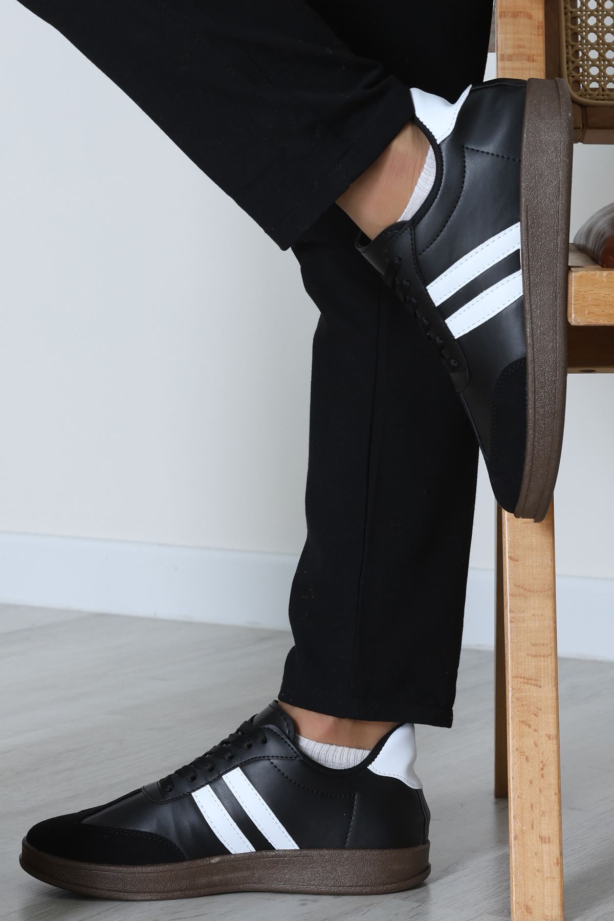 Erkek Spor Ayakkabı Siyahbeyaz - 31681.264.