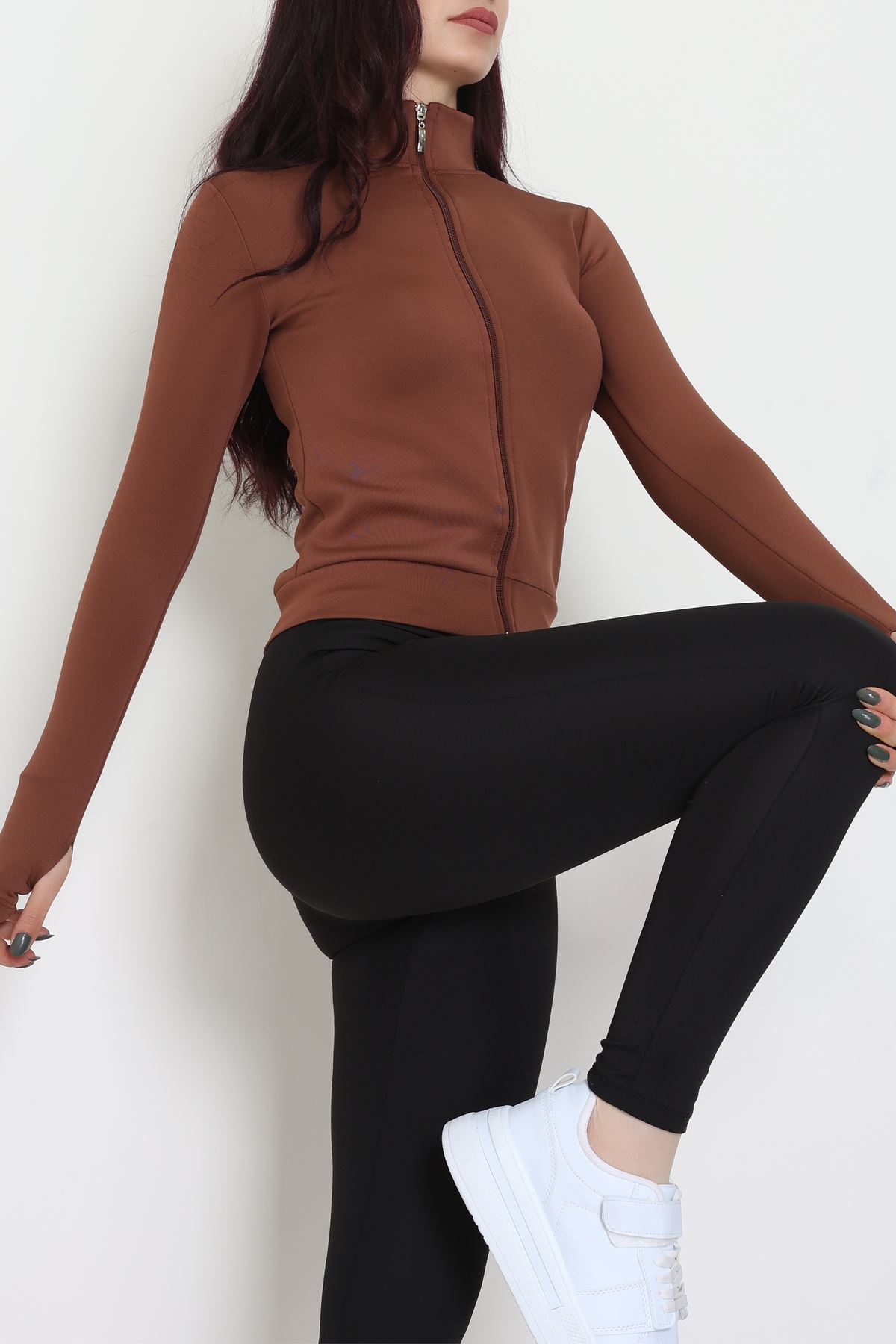 Double Krep Kumaş Parmak Geçmeli Fermuarlı Ceket Acıkahve - 42782.1567.