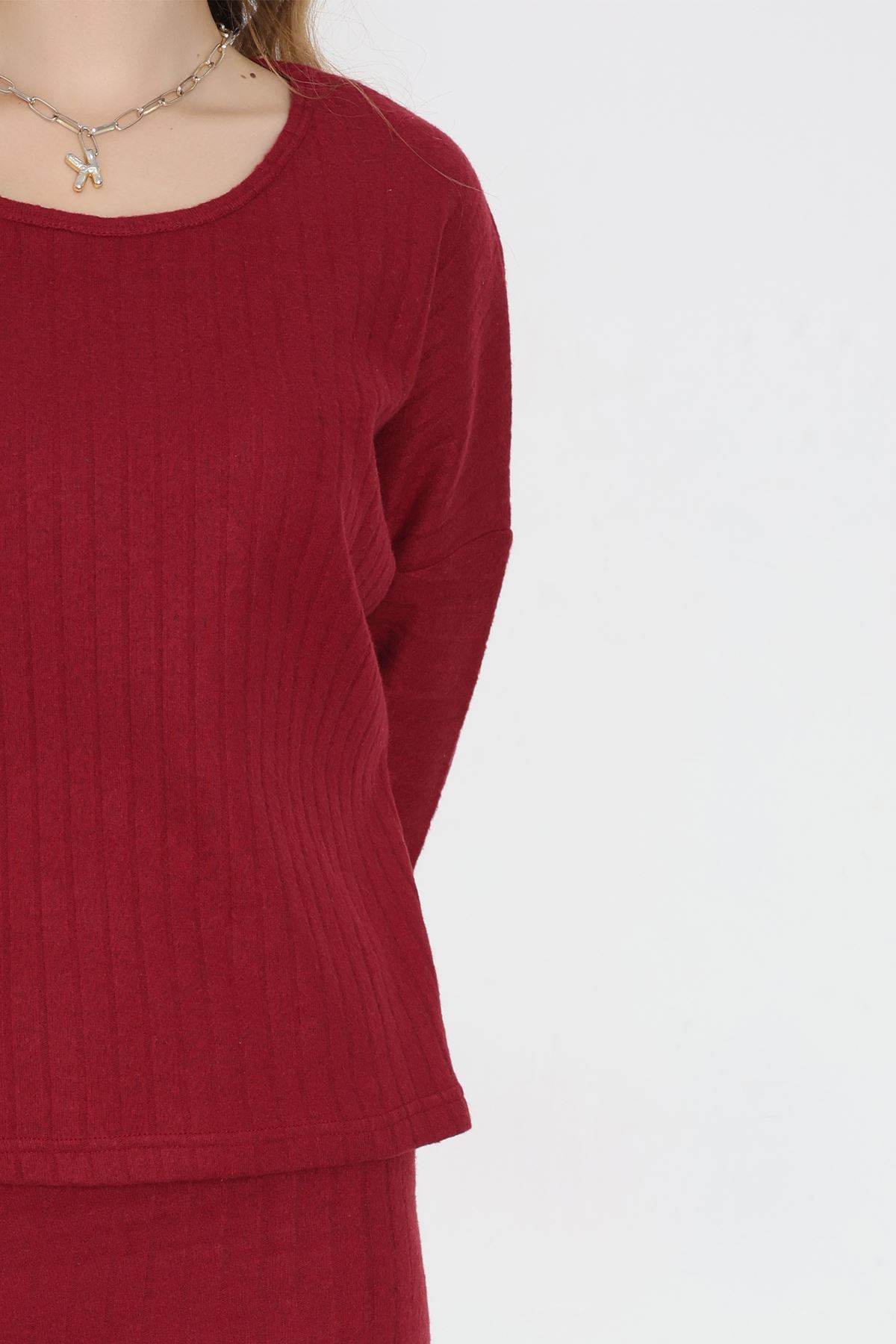 Kaşkorse Kumaş Omuz Düşümlü Midi Boy Etekli Takım Kırmızı - 42800.1567.