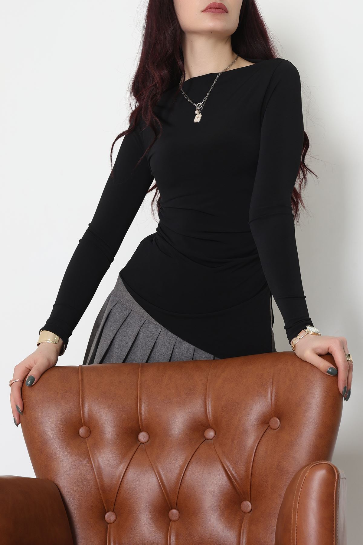 Sandy Yandan Drapeli Asimetrik Bluz Siyah - 42801.1949.