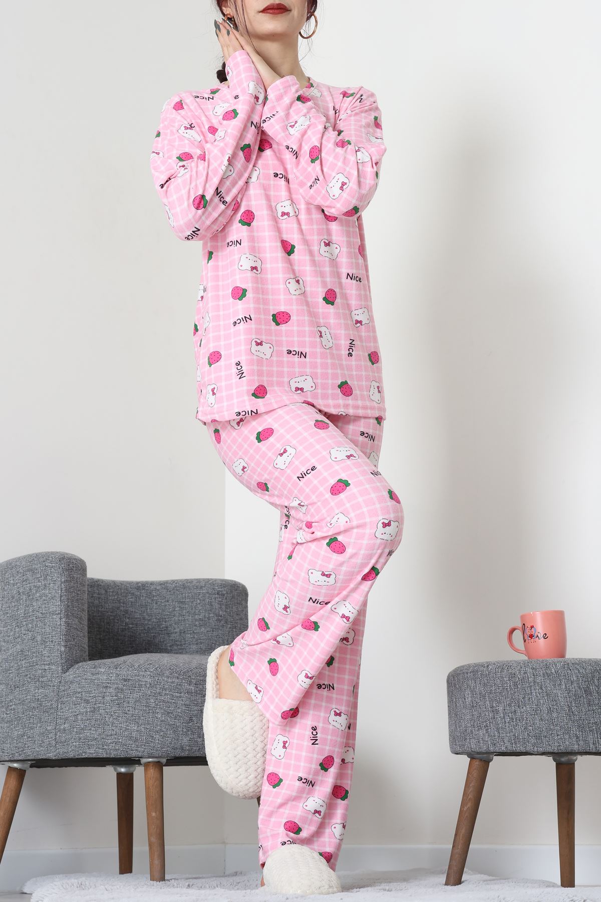 Süet Alt Üst Aynı Pijama Takımı Pembeayı - 118.1287.