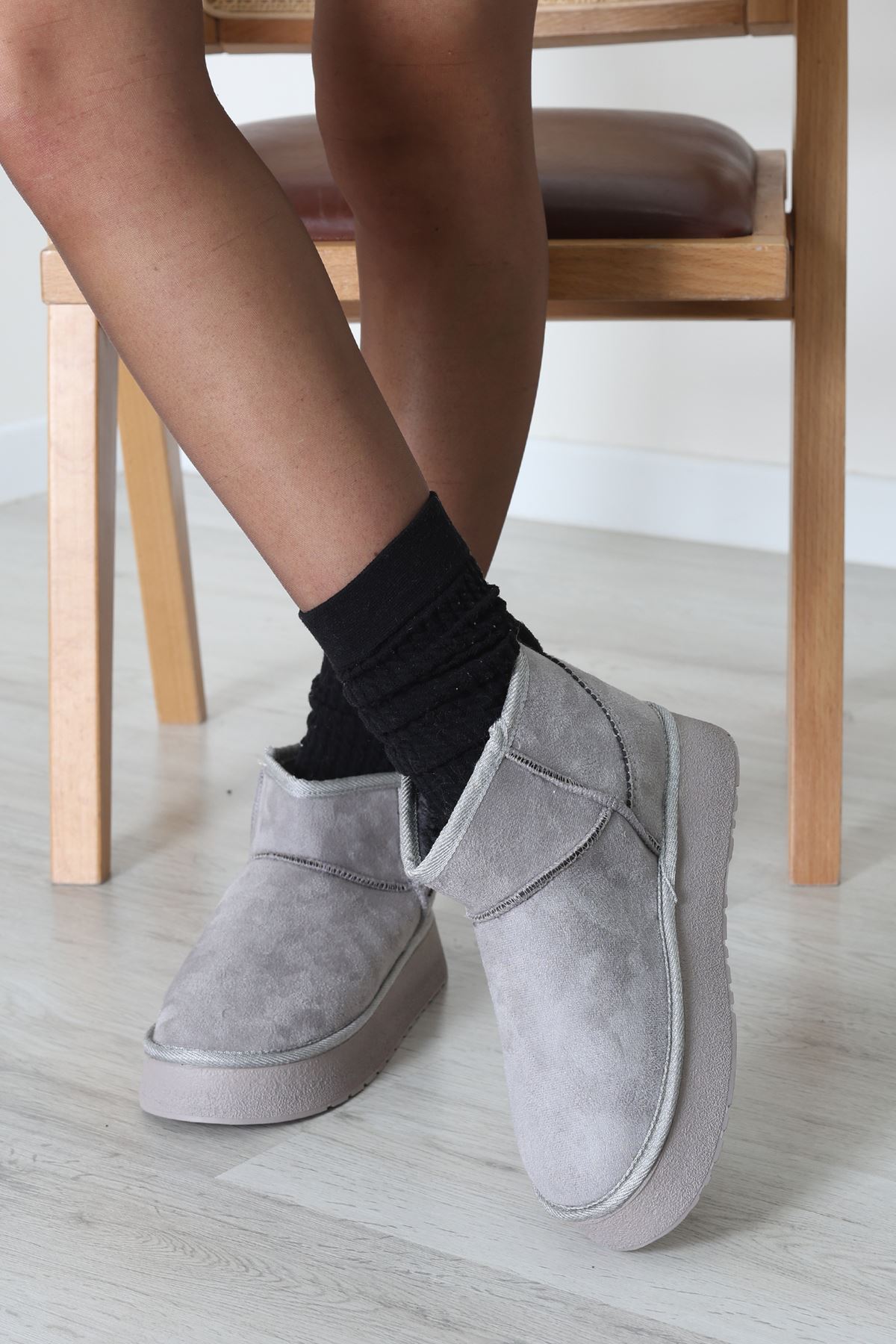 Yüksek Taban İçi Kürklü Bot Gri - 31467.264.