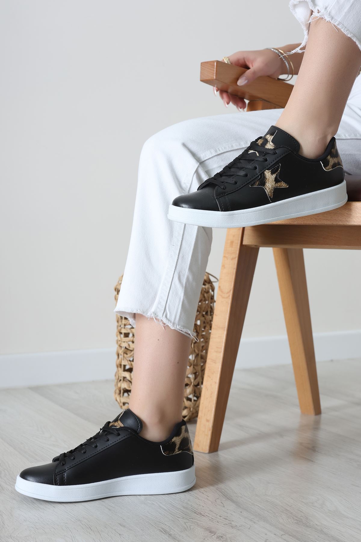 Yıldızlı Spor Ayakkabı Siyahleopar - 31295.264.