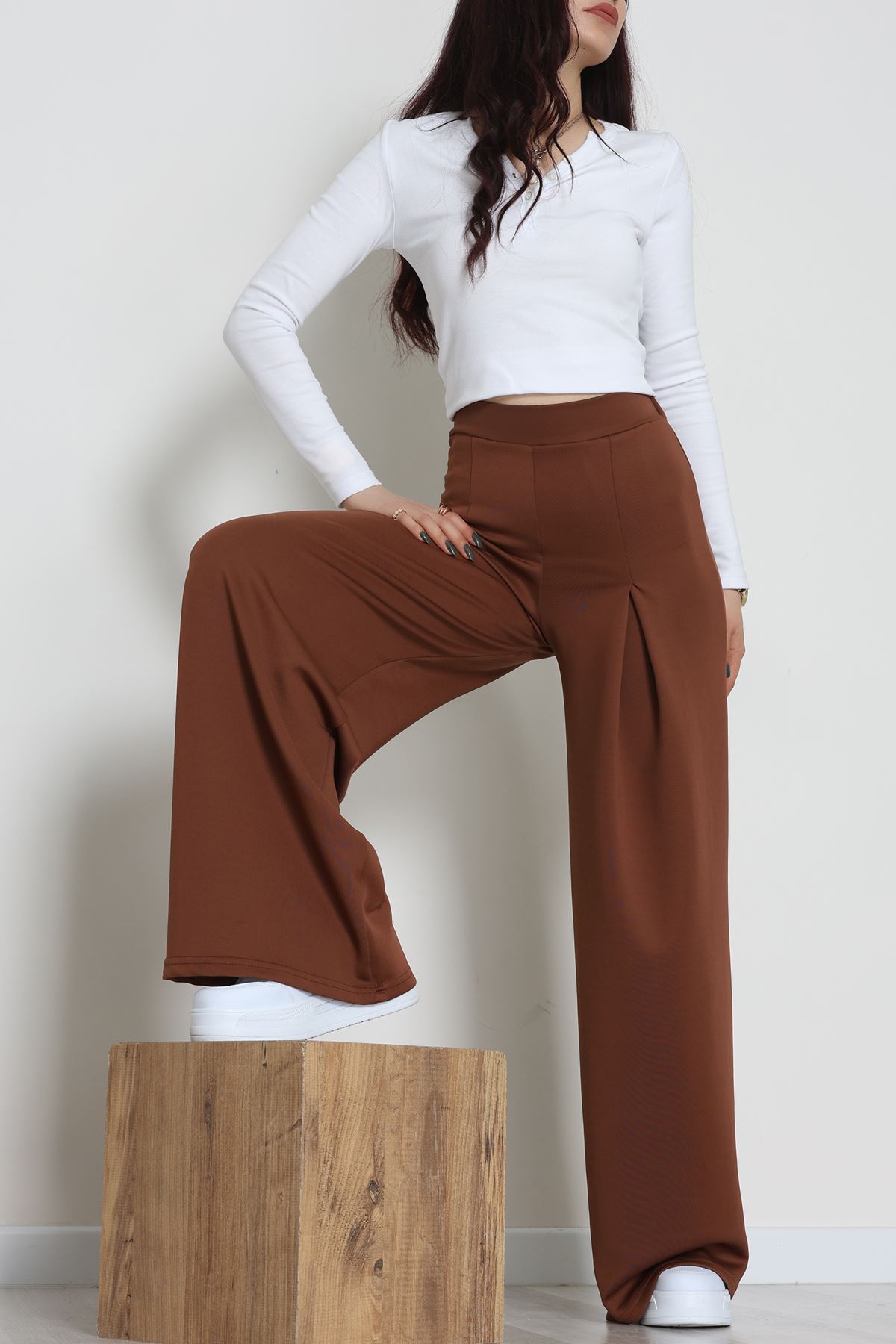 Puf Scuba Kumaş Önden Pileli Pantolon Acıkahve - 42784.1567.