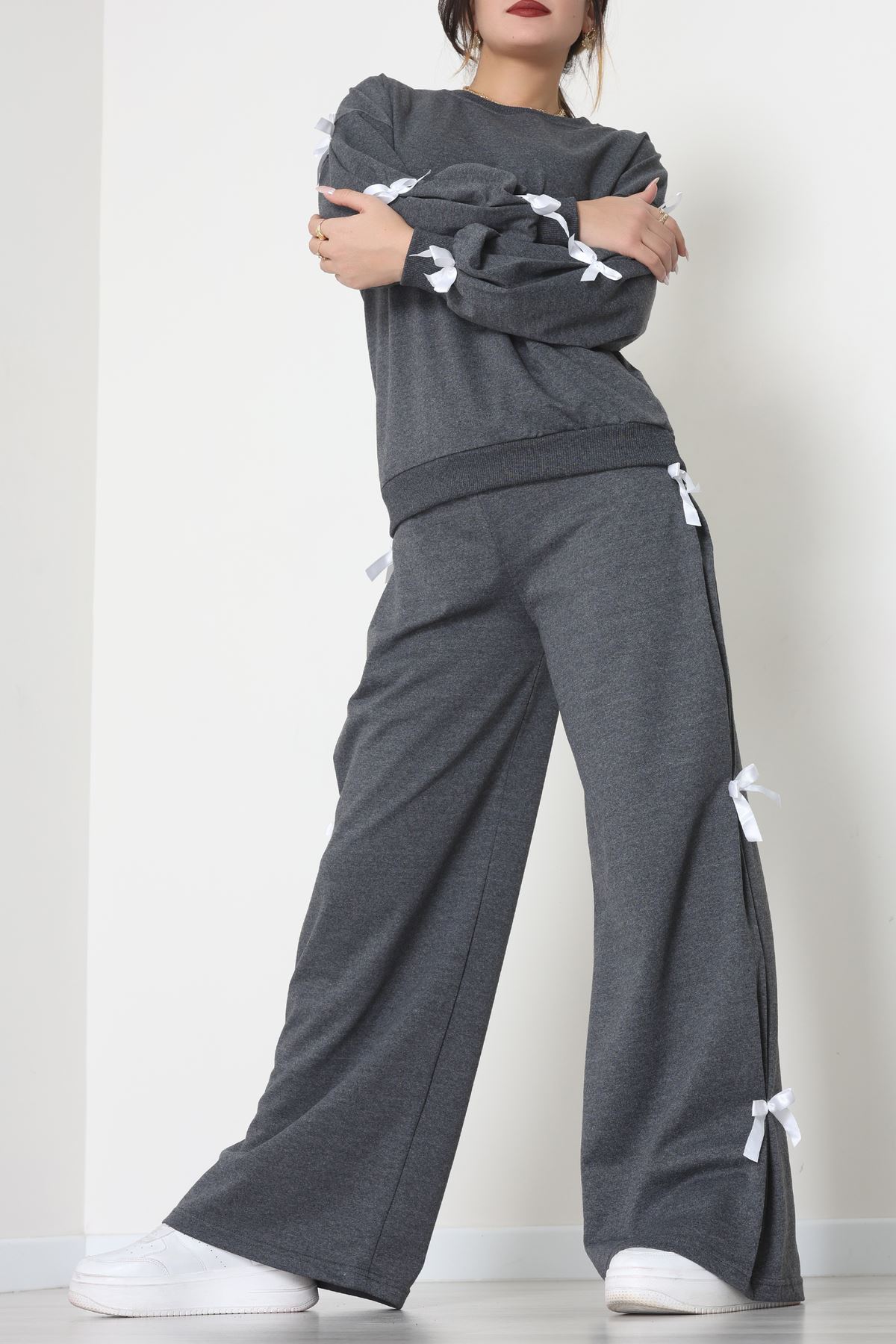 Özel Tasarımlı İki İplik Kurdeleli Eşofman Takım Füme - 70165.1857.