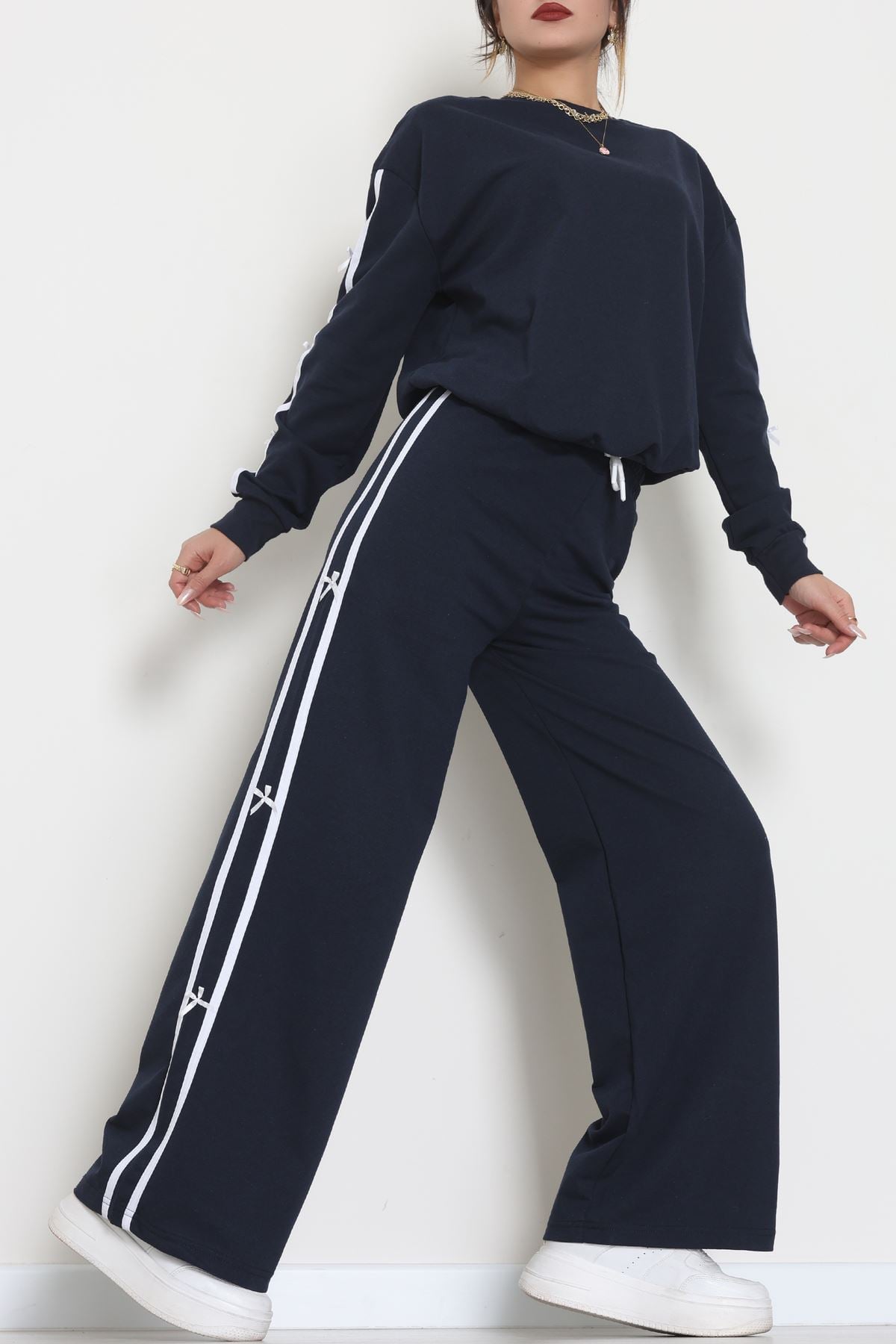 Şeritli Fiyonklu 2 İplik Eşofman Takımı Lacivert - 50788.1857.