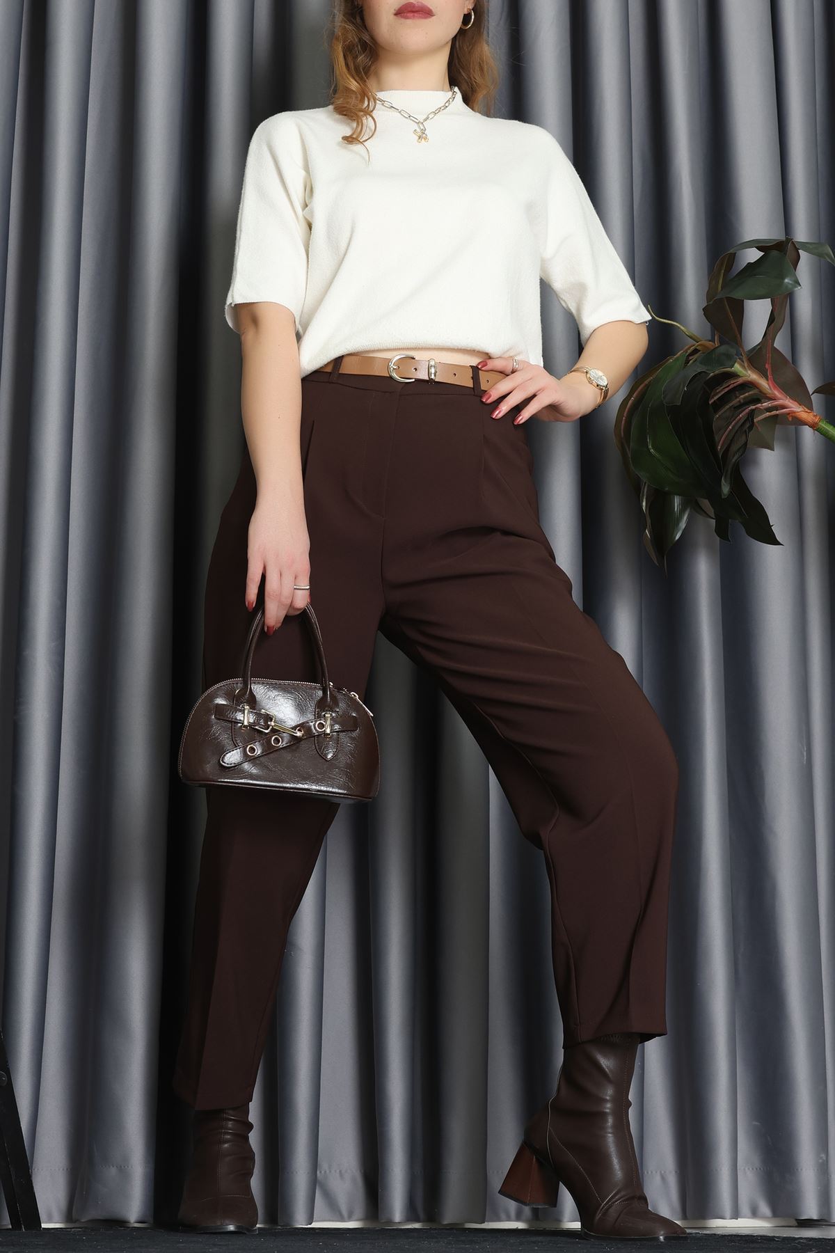 Quzu Pileli Cepli Kemerli Pantolon Kahve - 42824.2002.