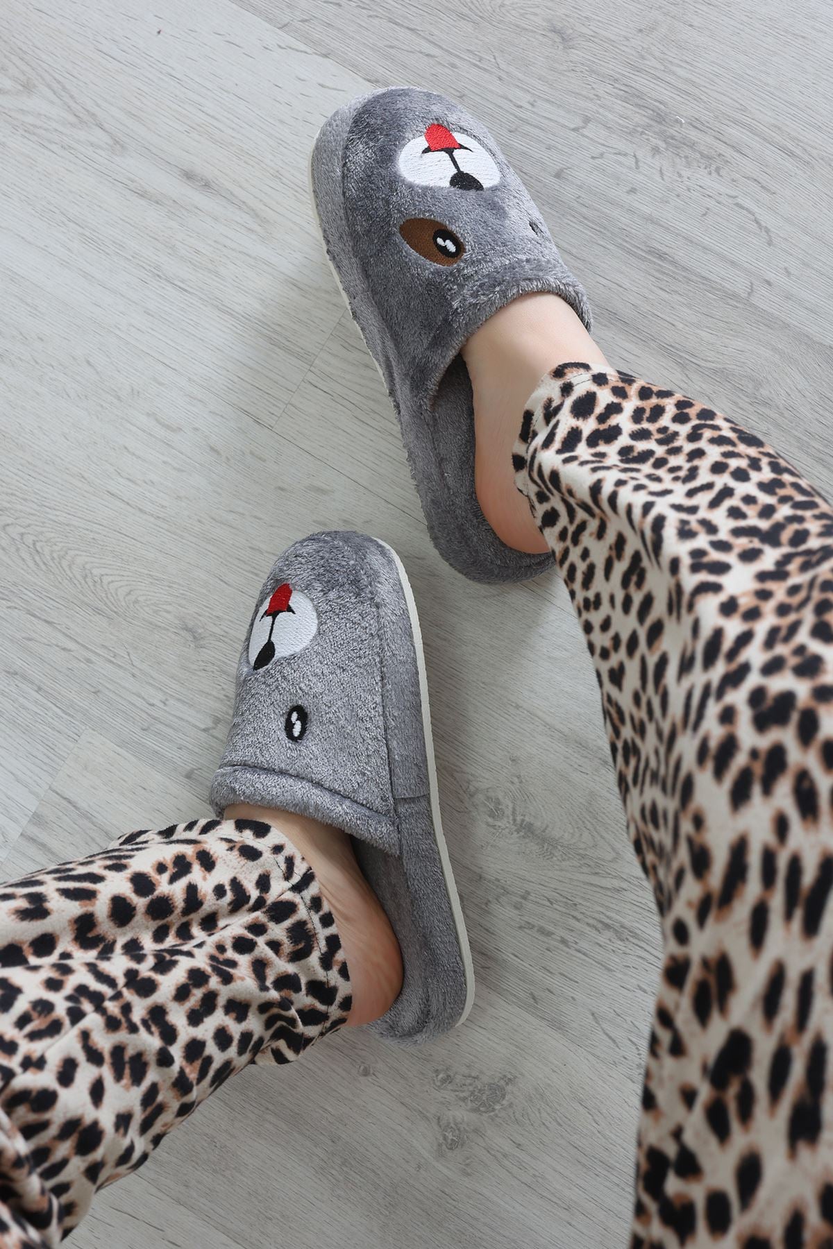 Peluş Ayıcıklı Ev Terliği Gri - 32565.264.