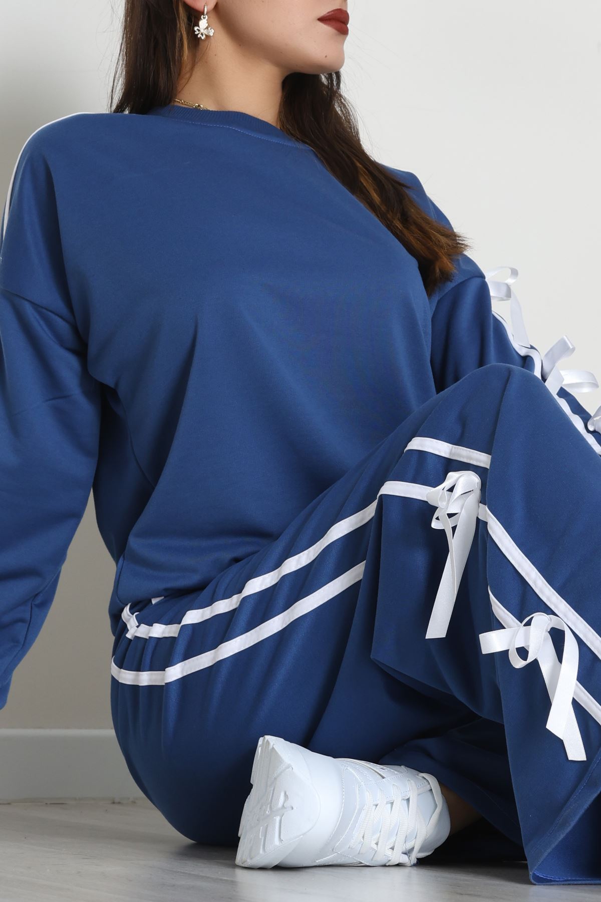 Özel Tasarım İki İplik Kurdele Detay Eşofman Takım İndigo - 70164.1857.