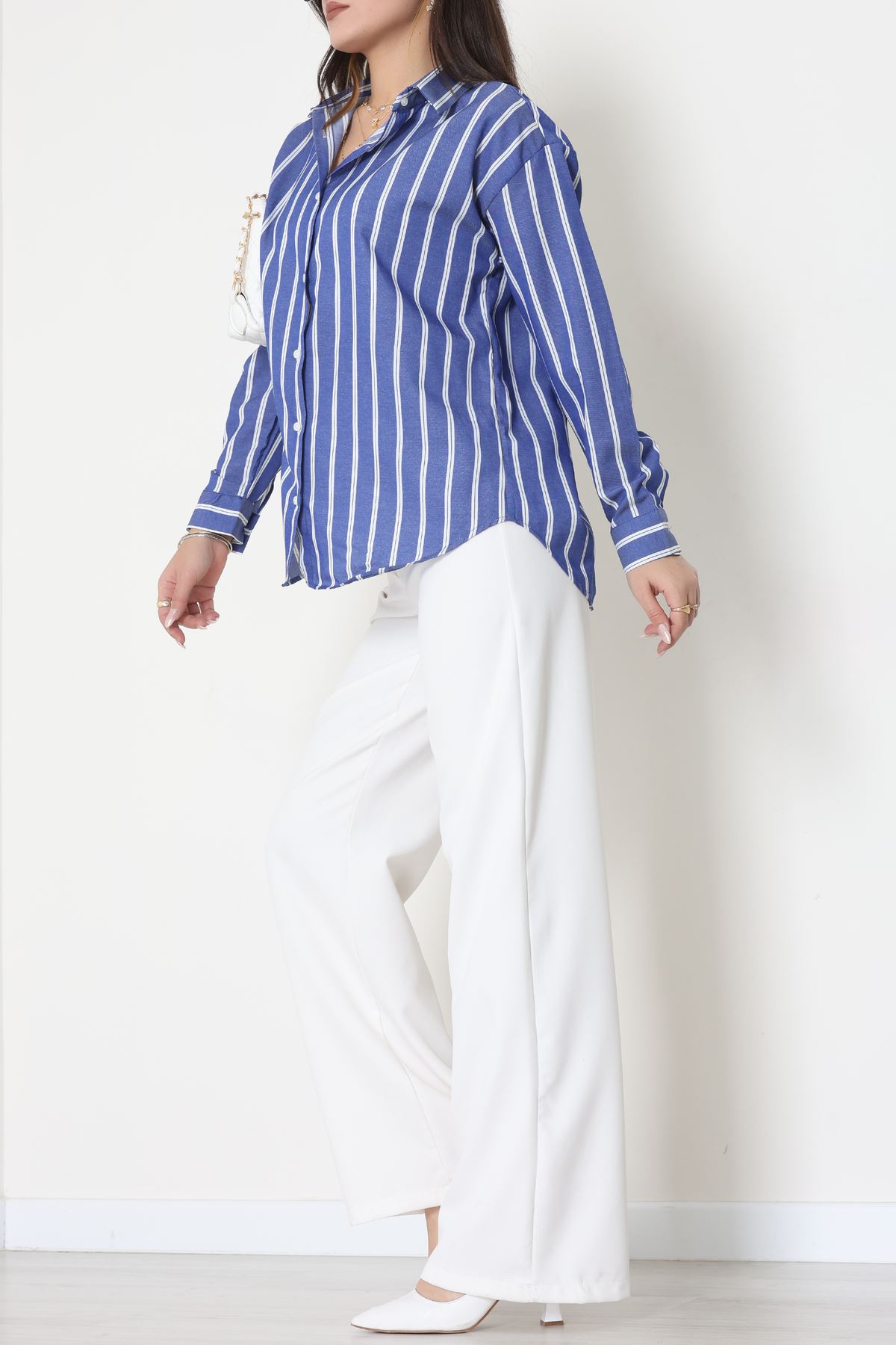 Pamuk Polyester Çizgili Oversize Gömlek Koyumavi1 - 51052.147.