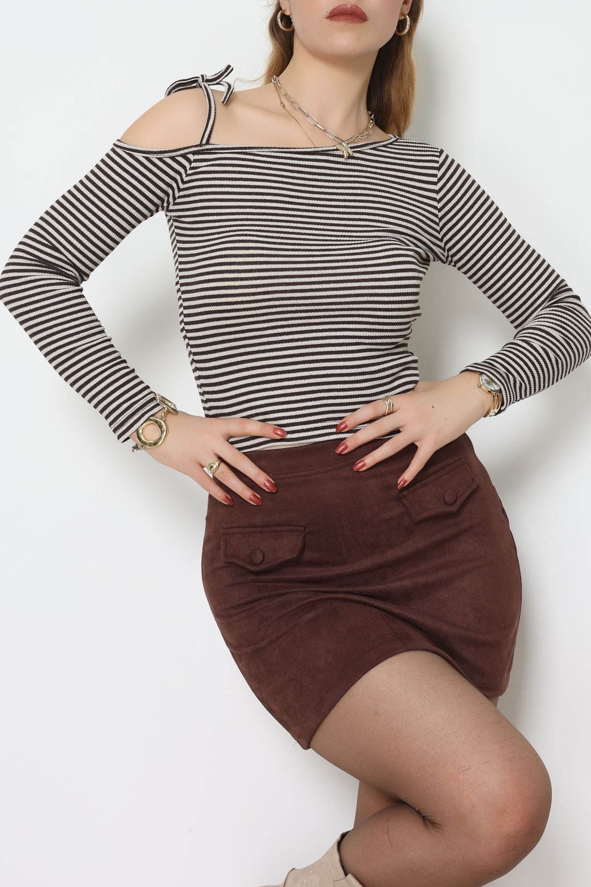 Tek Omuz Detaylı Likralı Kaşkorse Bluz Kahvelatte - 51091.1567.