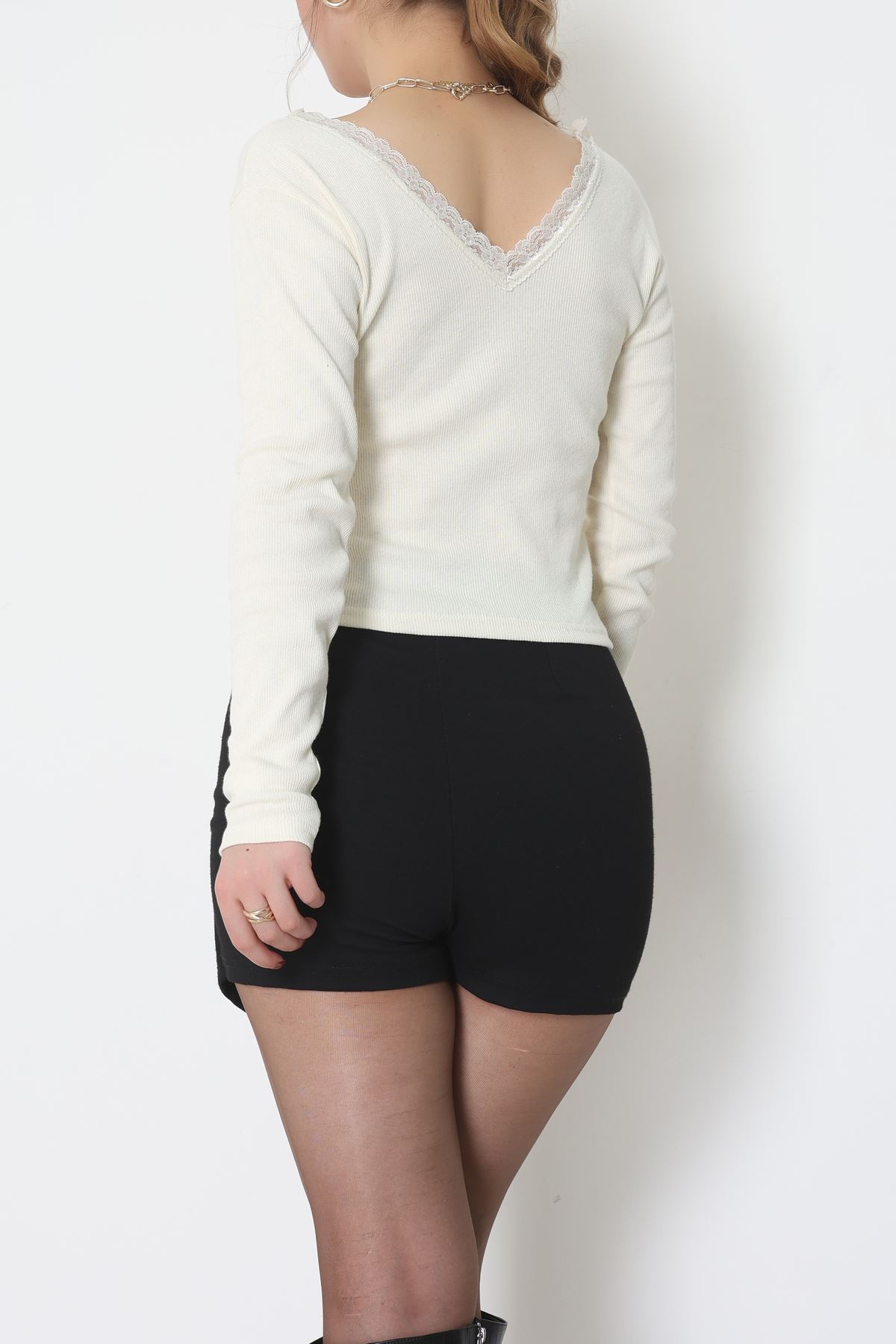 V Yaka Dantelli Kaşkorse Body Krem - 70788.599.