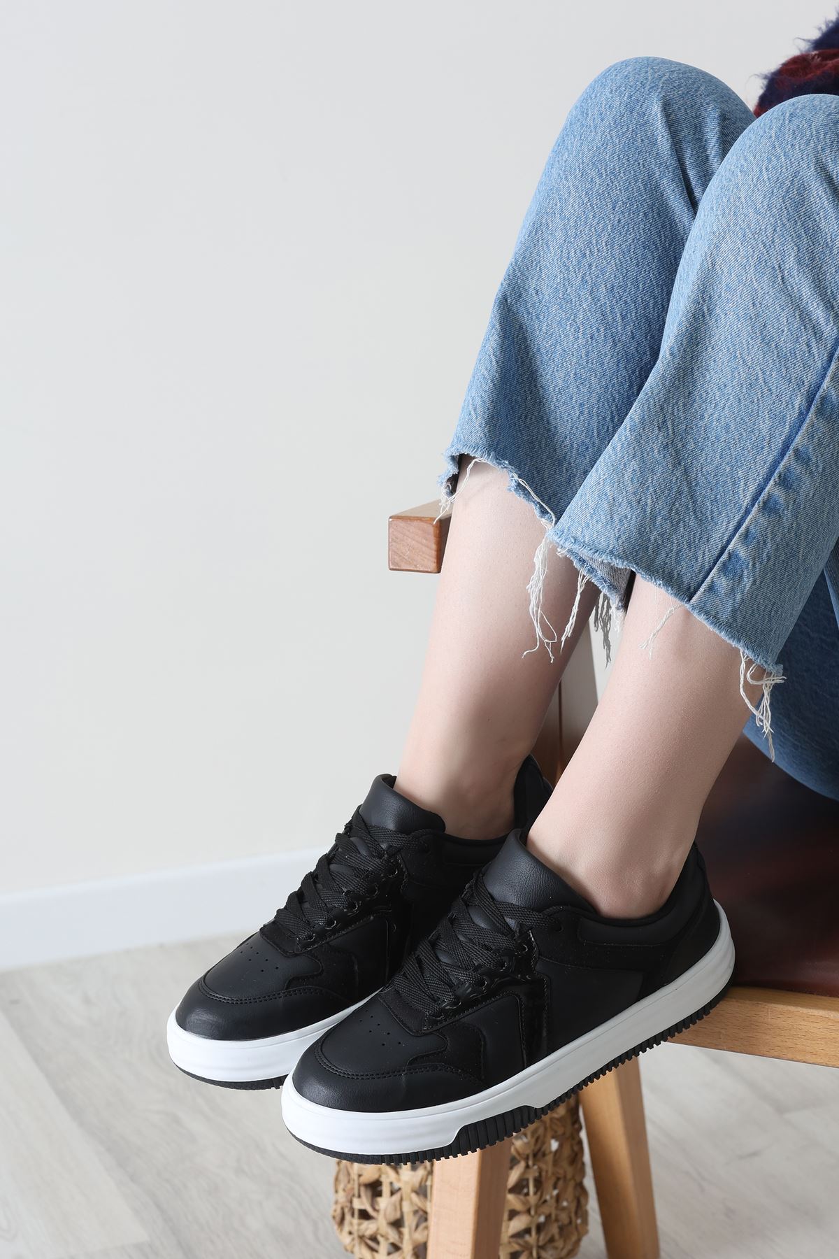 Spor Günlük Ayakkabı Siyah - 31825.264.