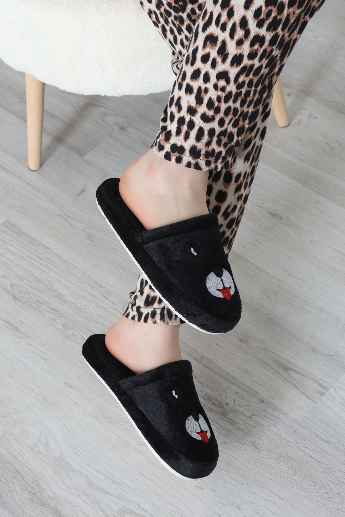 Peluş Ayıcıklı Ev Terliği Siyah - 32565.264.