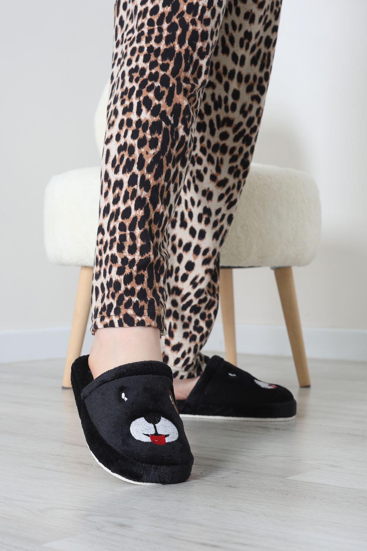 Peluş Ayıcıklı Ev Terliği Siyah - 32565.264.