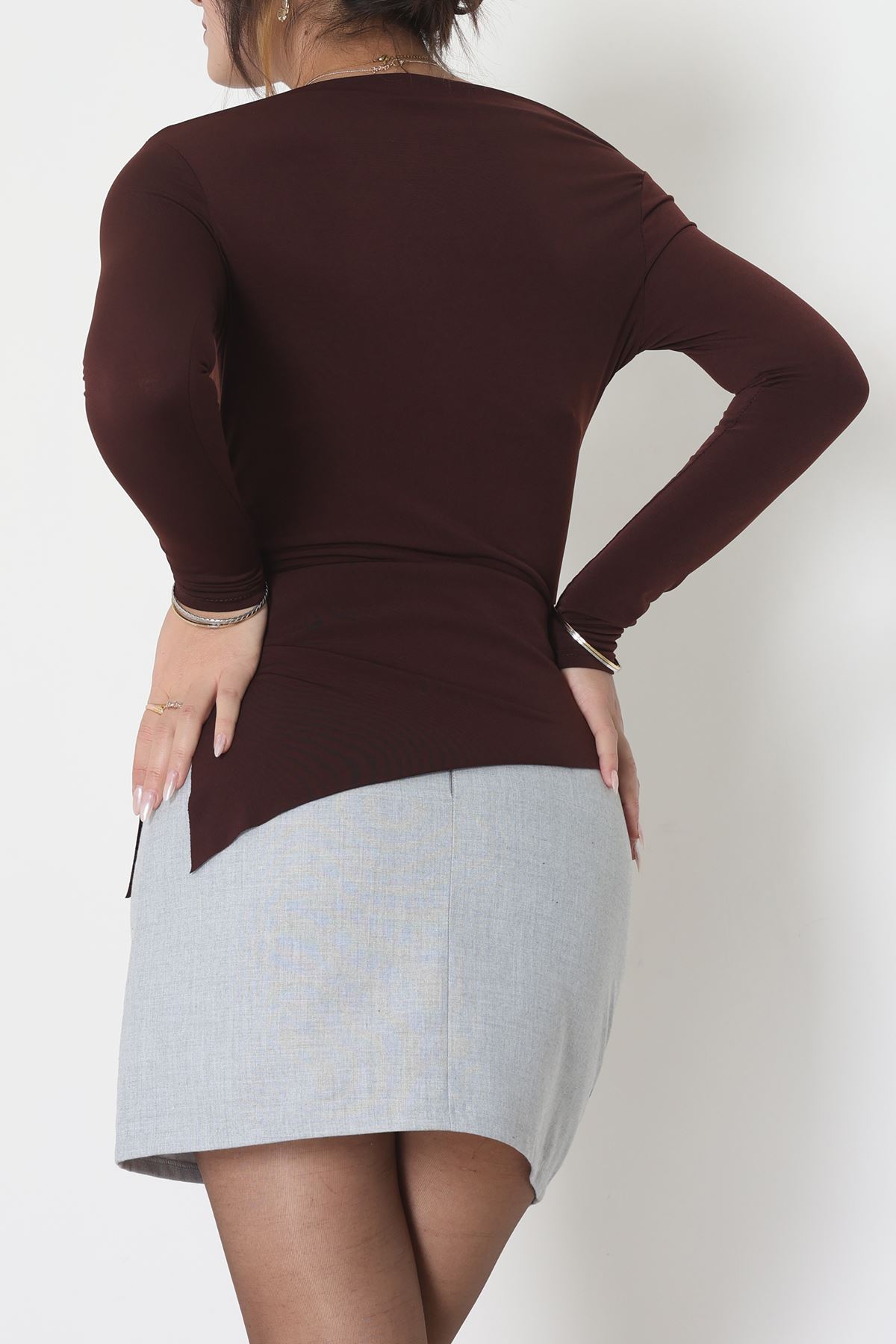 Sandy Yandan Drapeli Asimetrik Bluz Kahve - 42801.1949.