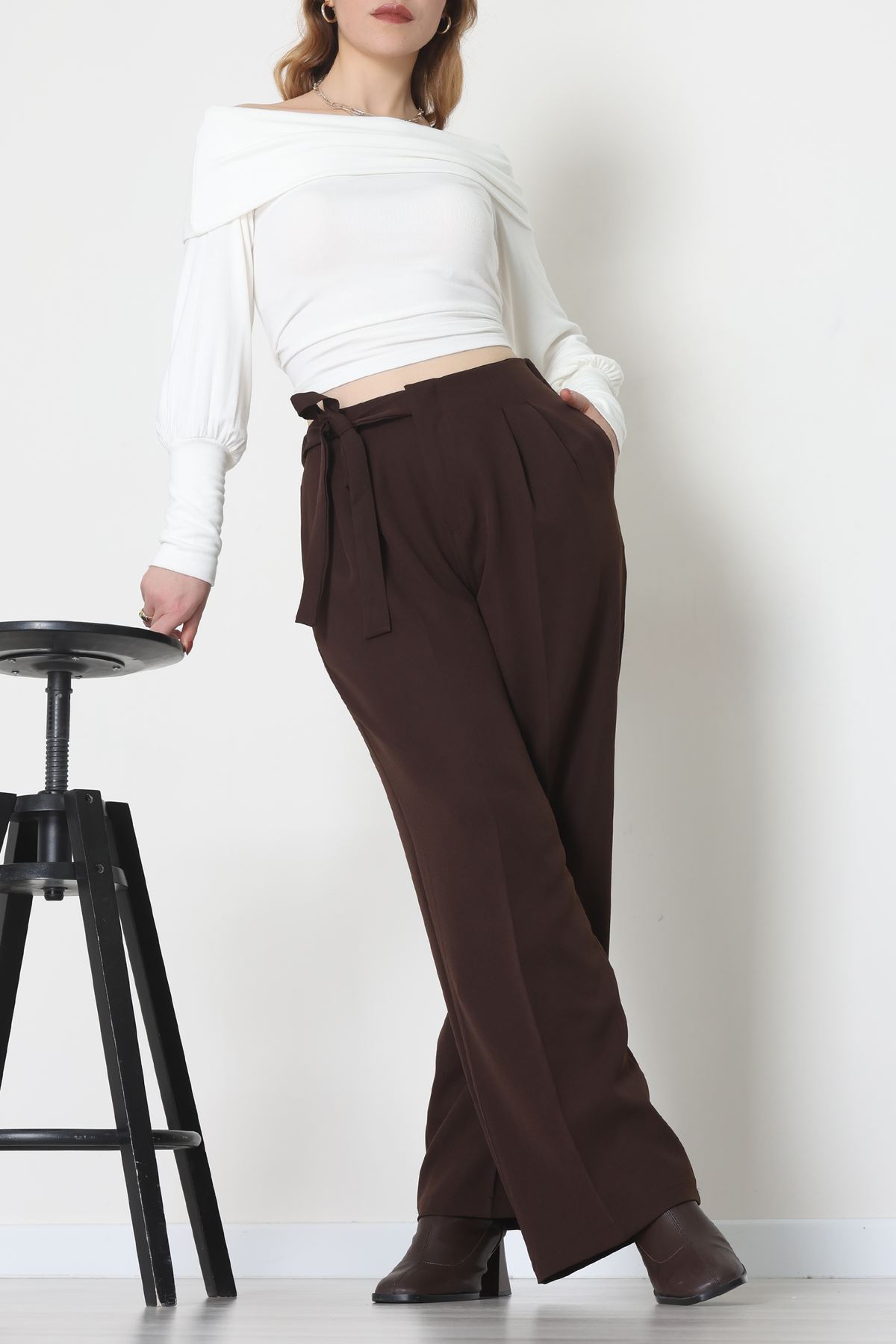 Yan Bağlama Detaylı Dabıl Kumaş Pantolon Kahve - 51611.683.