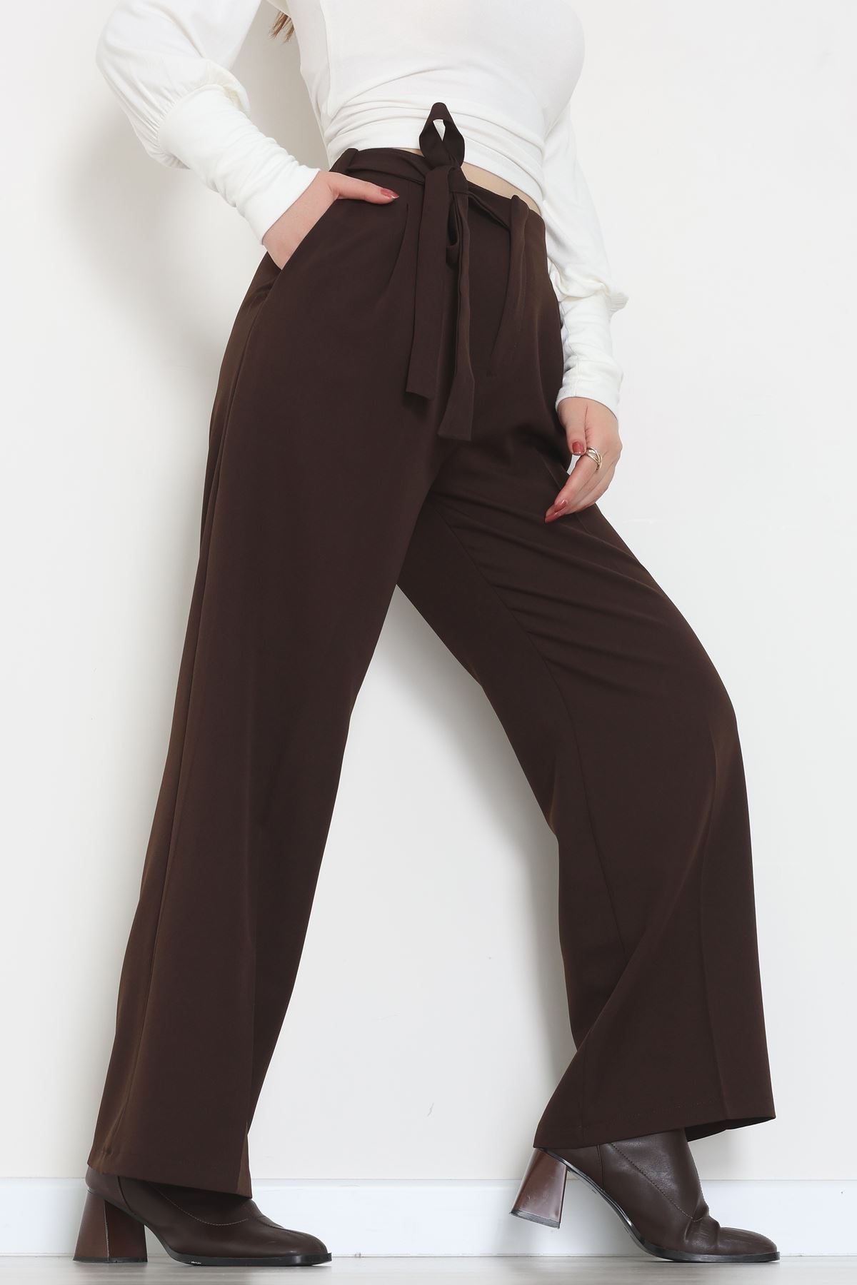 Yan Bağlama Detaylı Dabıl Kumaş Pantolon Kahve - 51611.683.