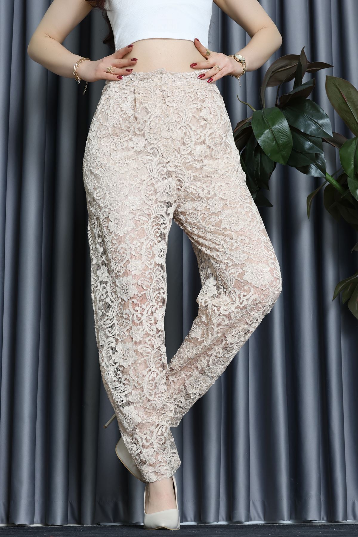 Pileli Dantel Pantolon Bej - 31173.444.