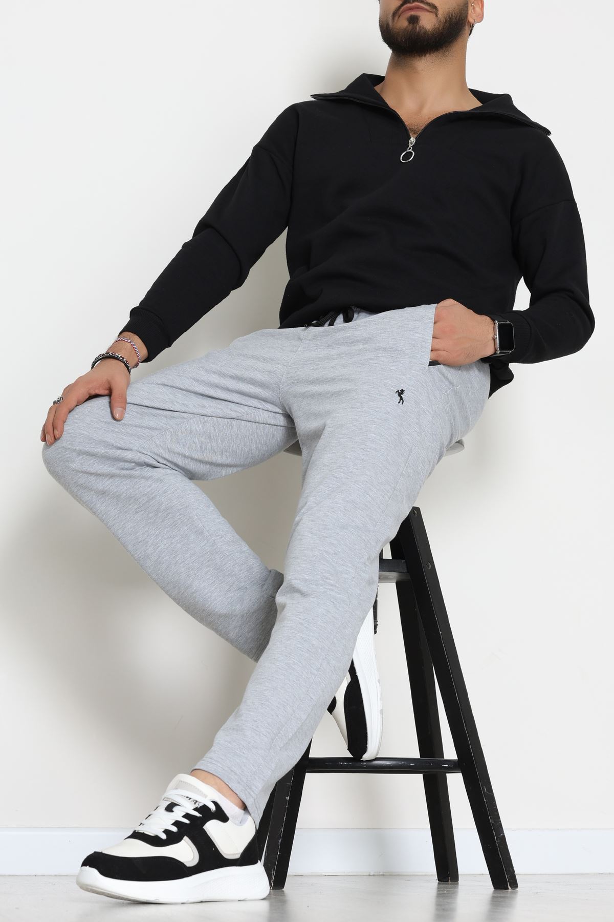 2 İplik Nakışlı Cep Fermuar Detaylı Erkek Eşofman Altı Gri - 70838.2066.