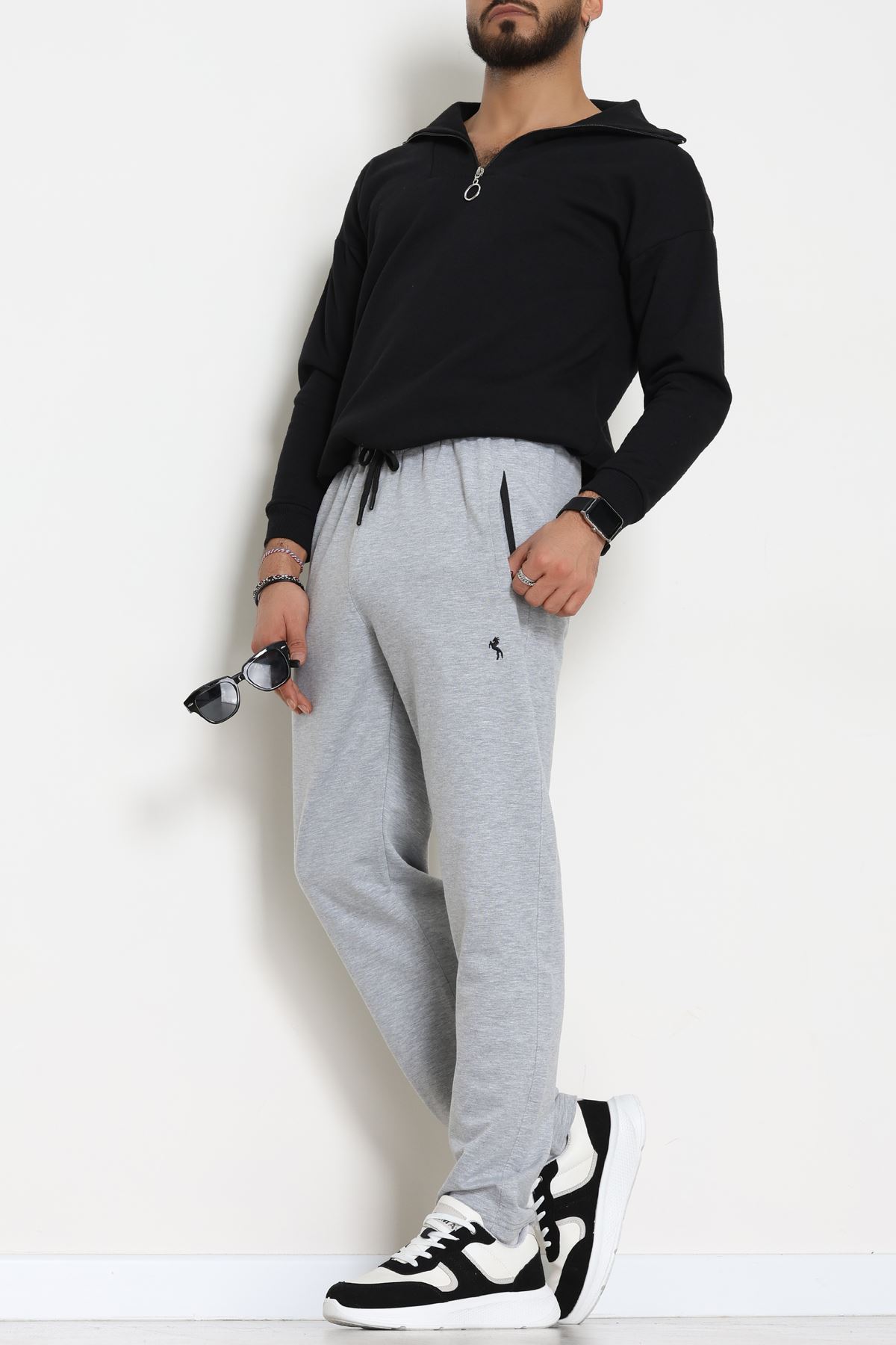 2 İplik Nakışlı Cep Fermuar Detaylı Erkek Eşofman Altı Gri - 70838.2066.